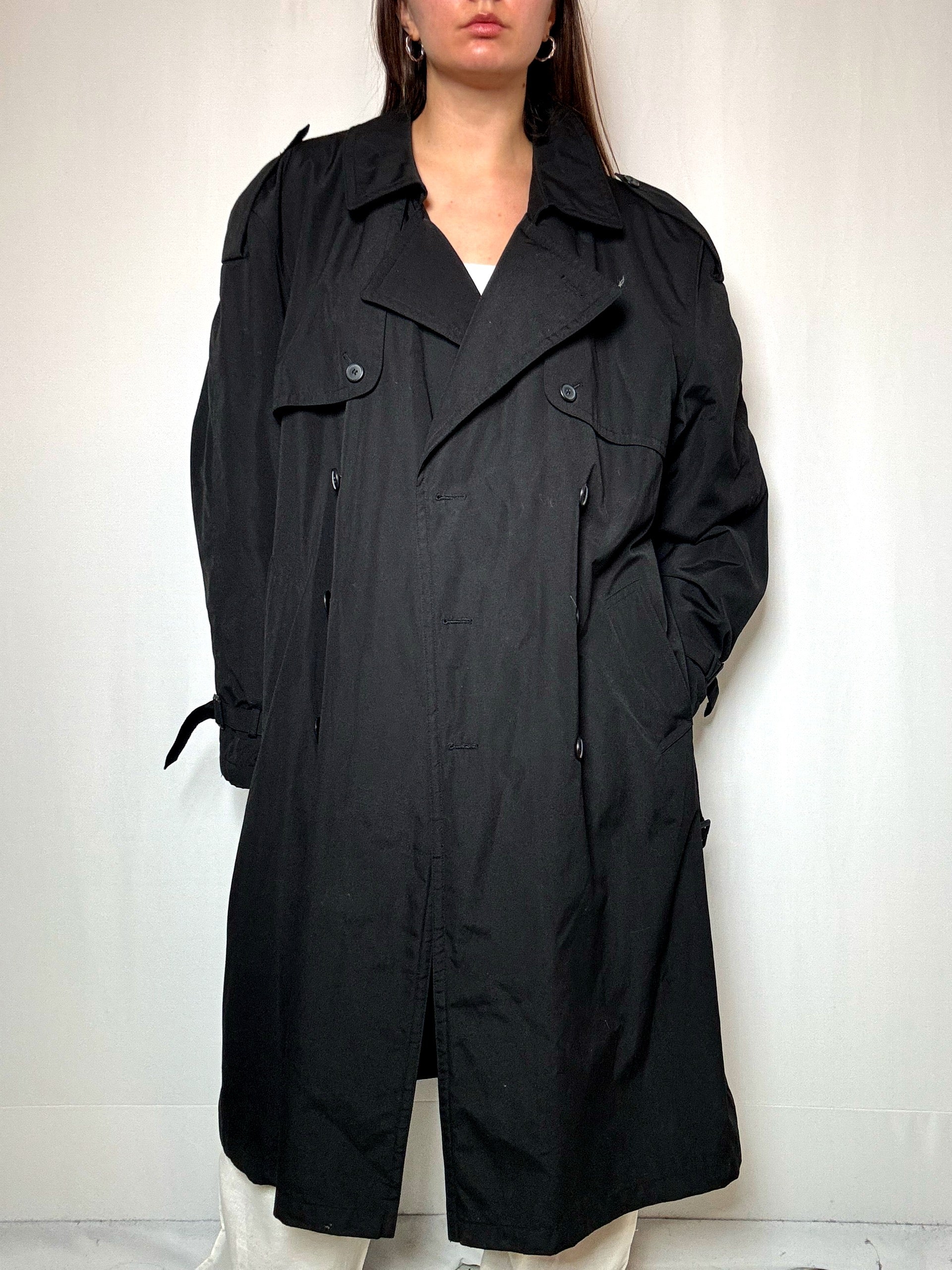 Vintage black thick trench coat XL