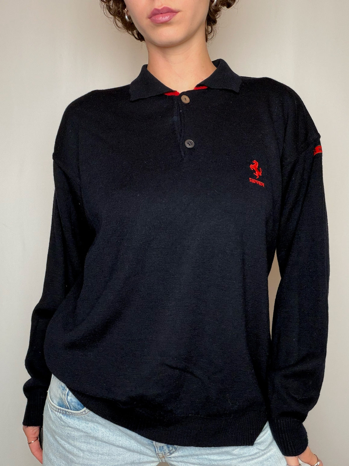 Pull en maille noir Ferrari M vintage