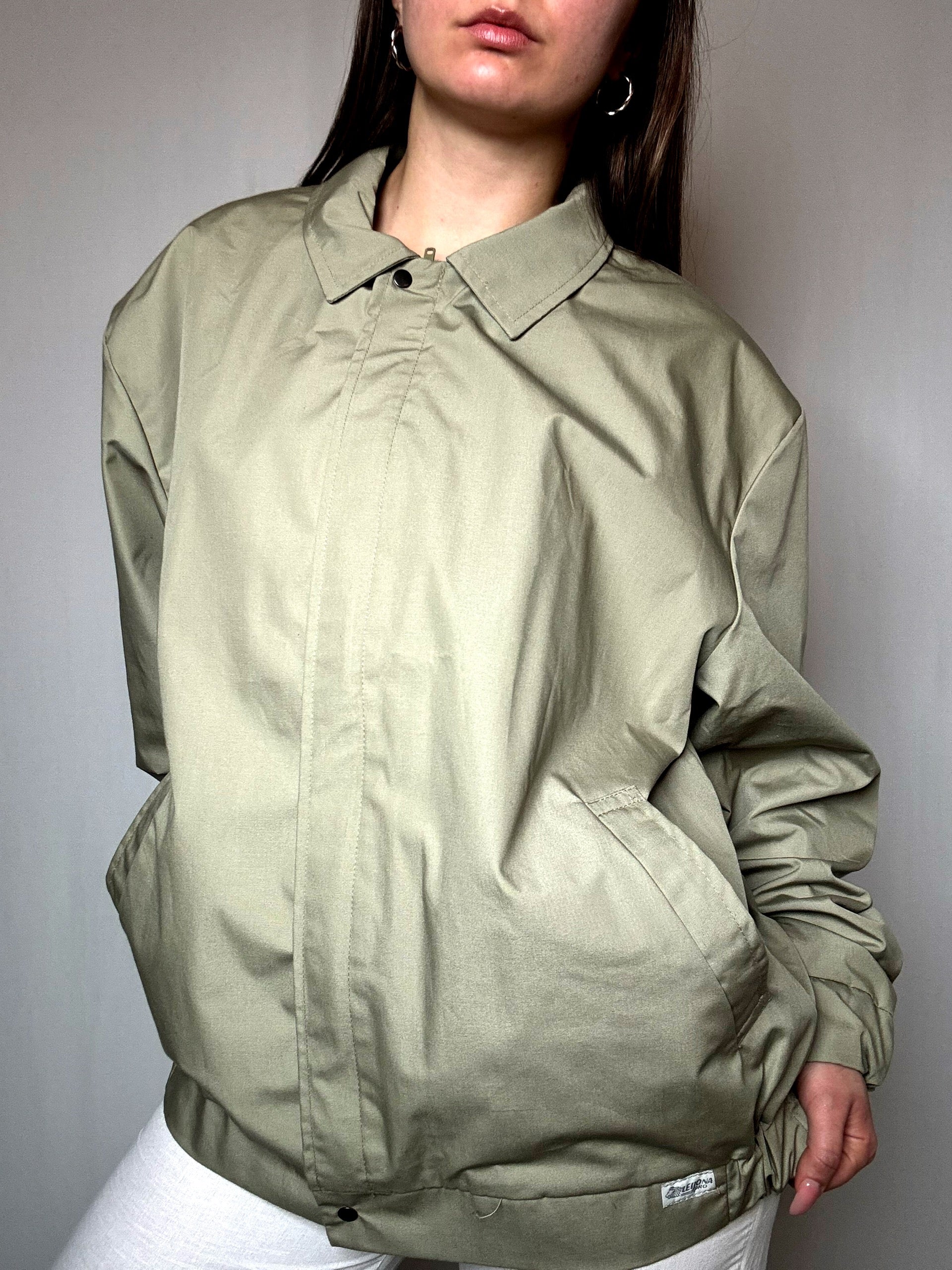 Men's vintage khaki light bomber jacket