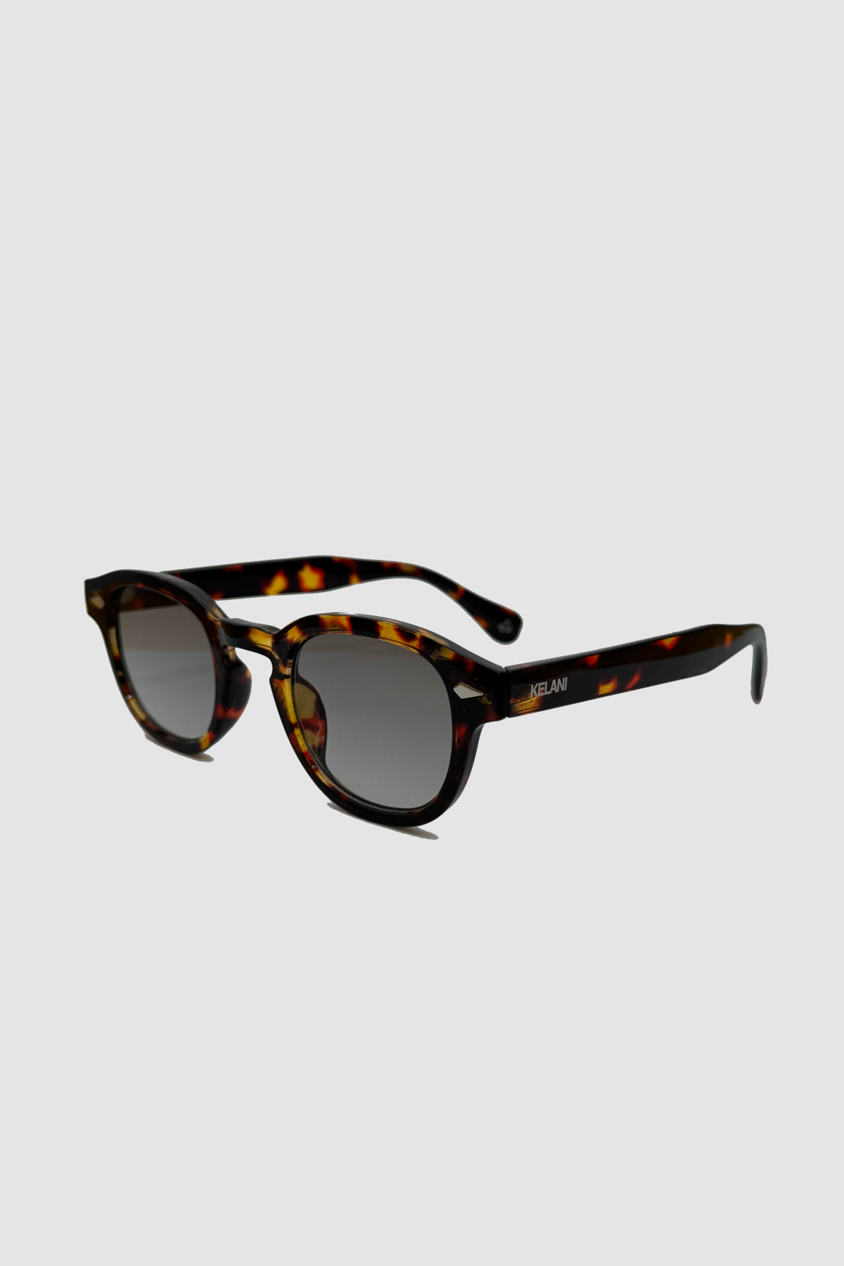 Vintage recycled round tortoiseshell glasses 
