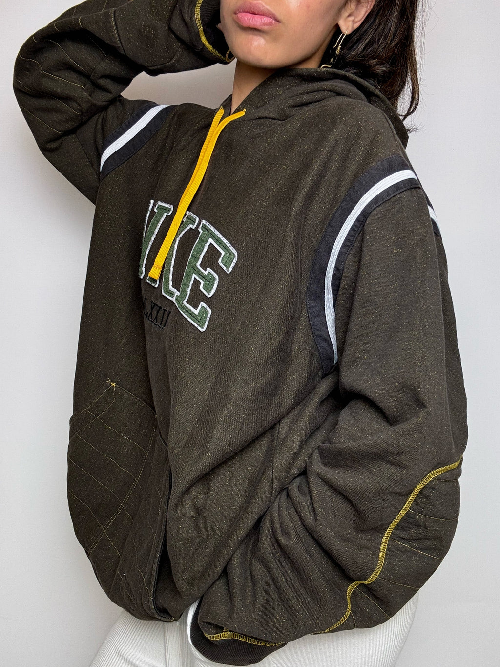 Vintage XL Khaki Nike Hoodie