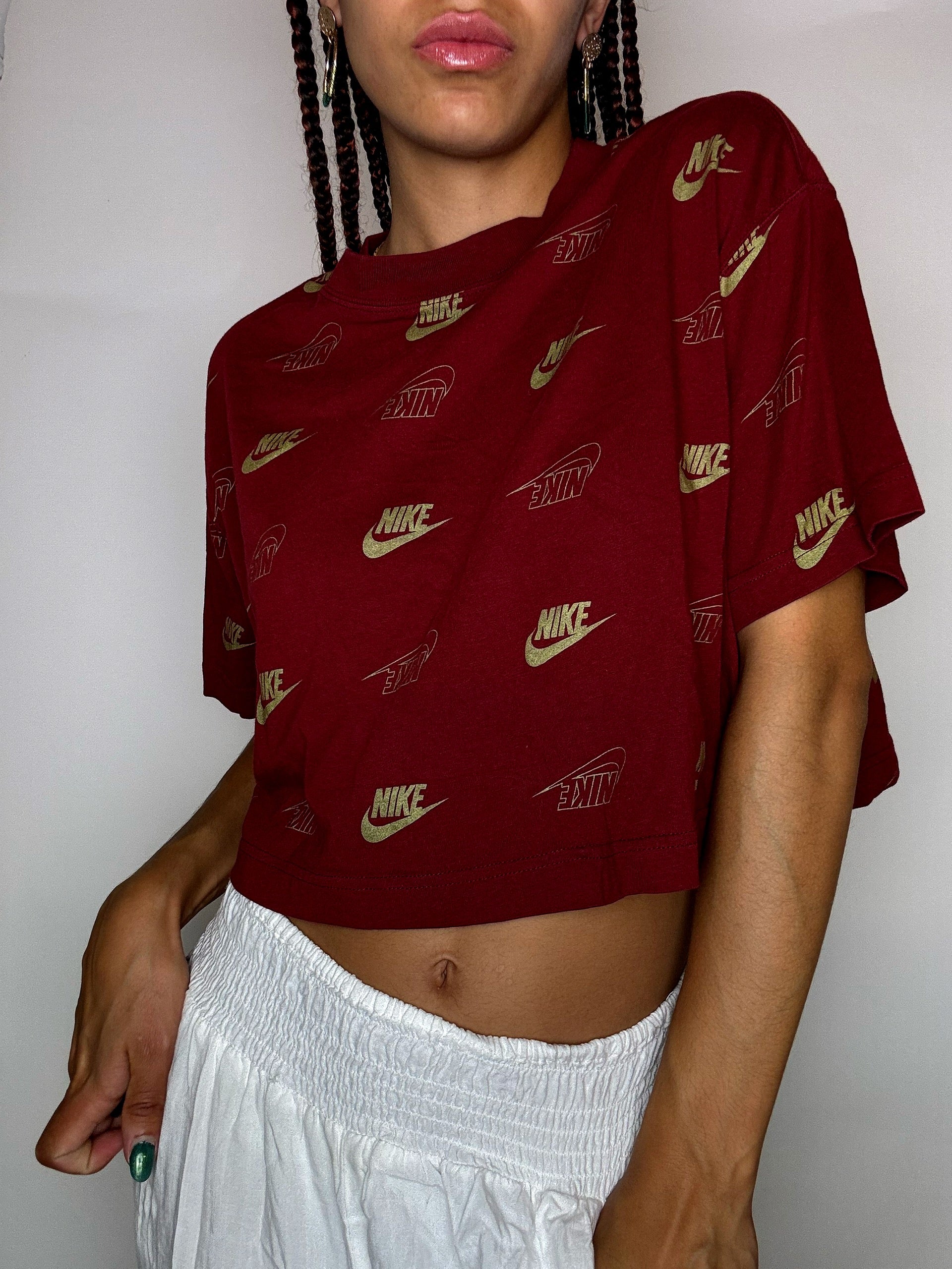 Vintage bedrucktes, kurzes NIKE S T-Shirt