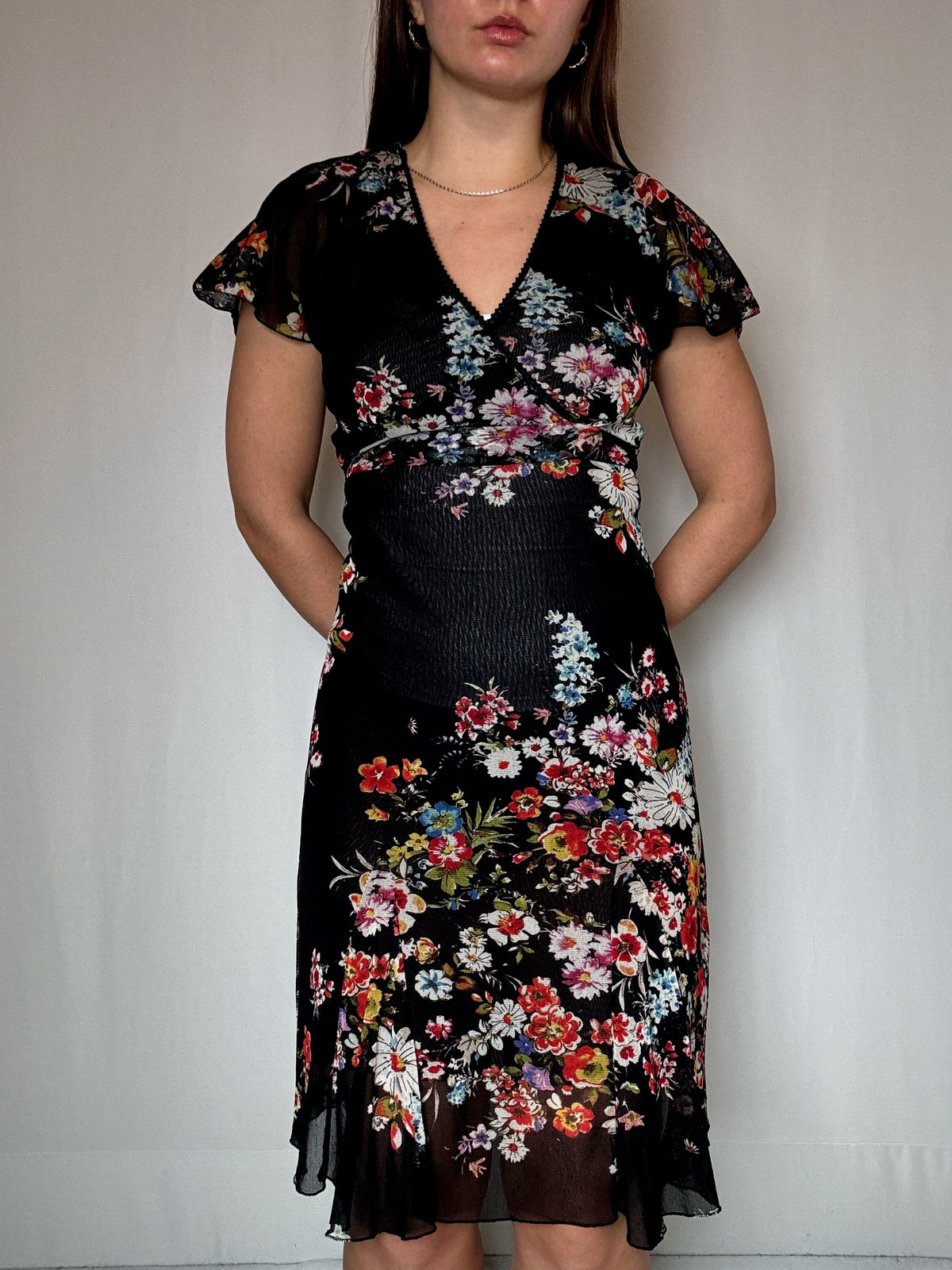 Vintage floral fitted and flowy dress M/L