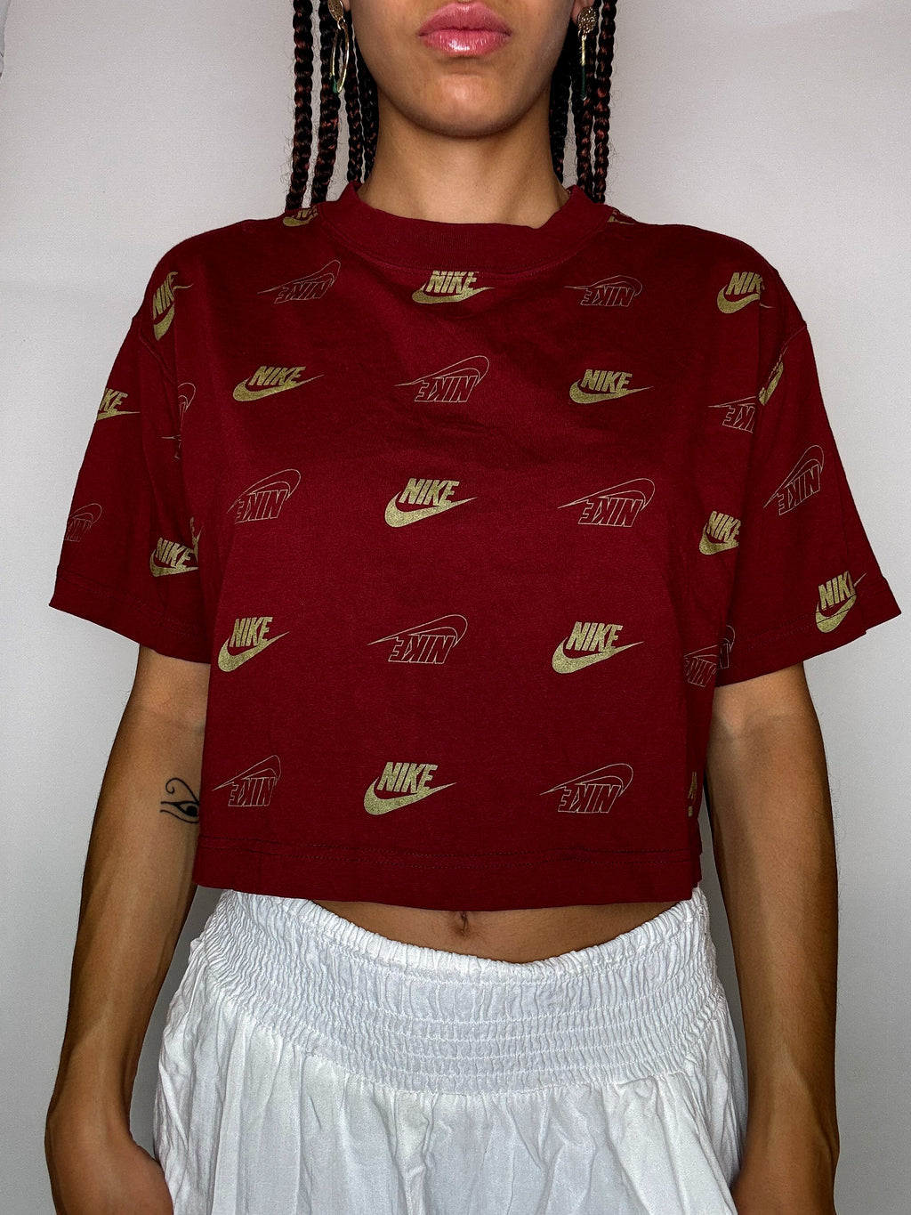 Vintage bedrucktes, kurzes NIKE S T-Shirt
