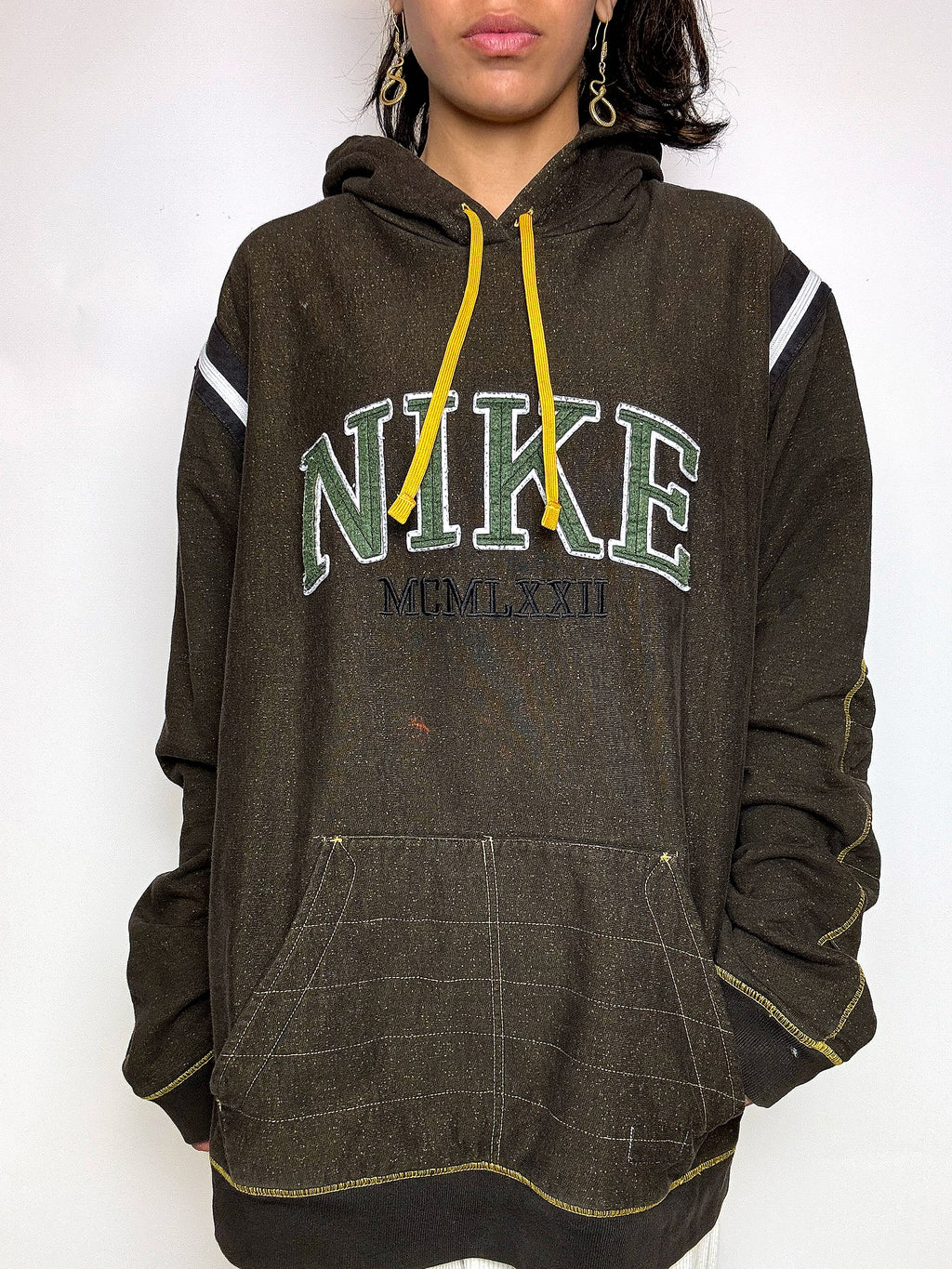 Vintage XL Khaki Nike Hoodie