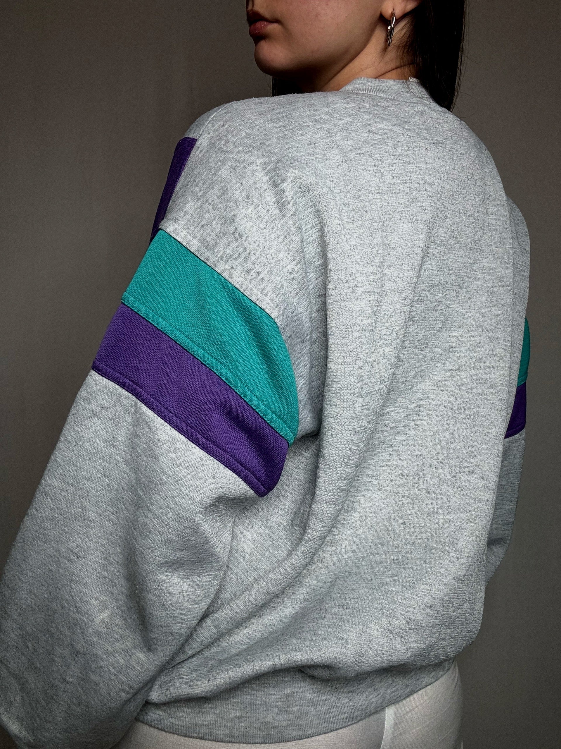 Sweat gris graphique L vintage