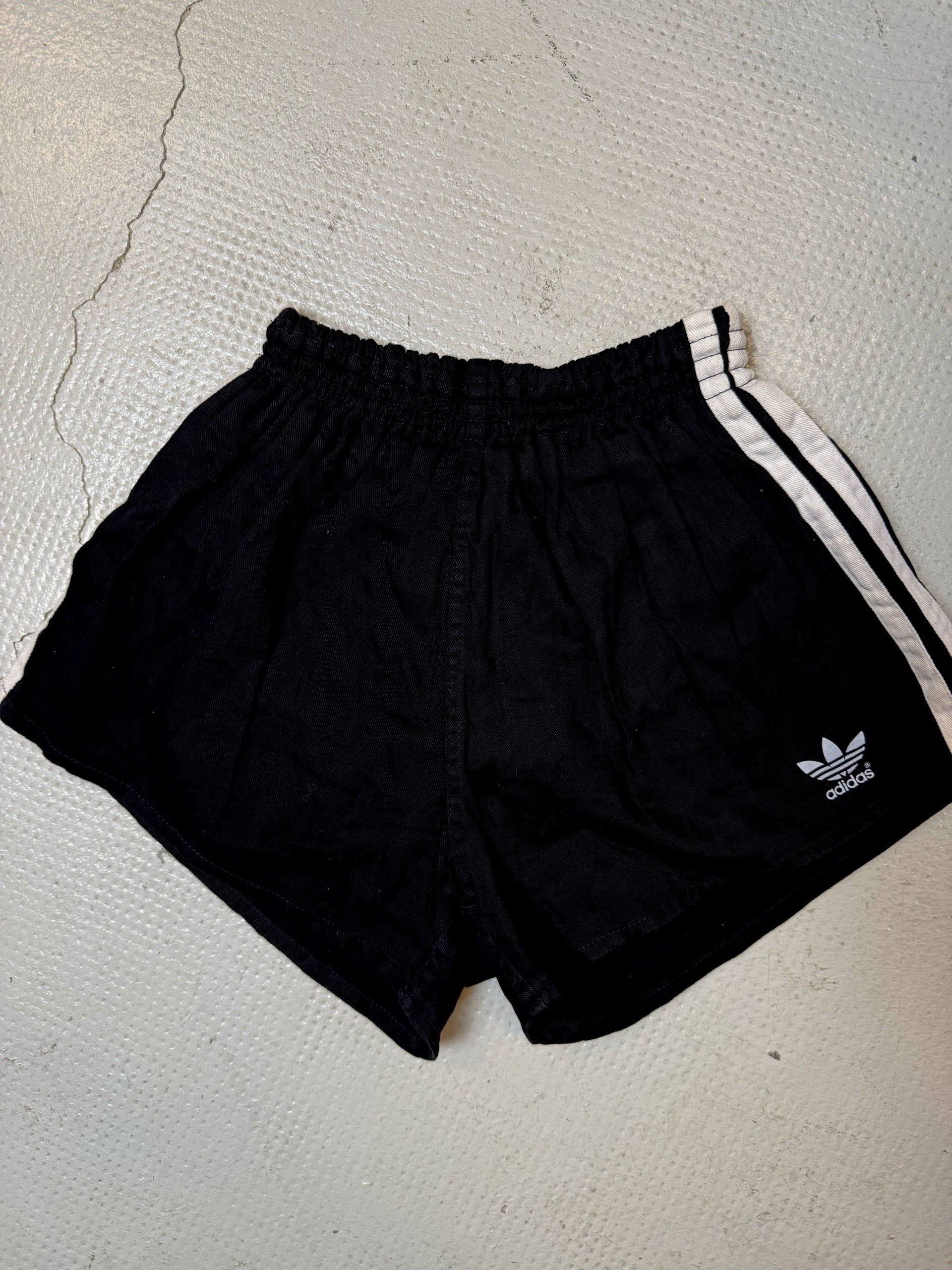 Black adidas shorts 5A