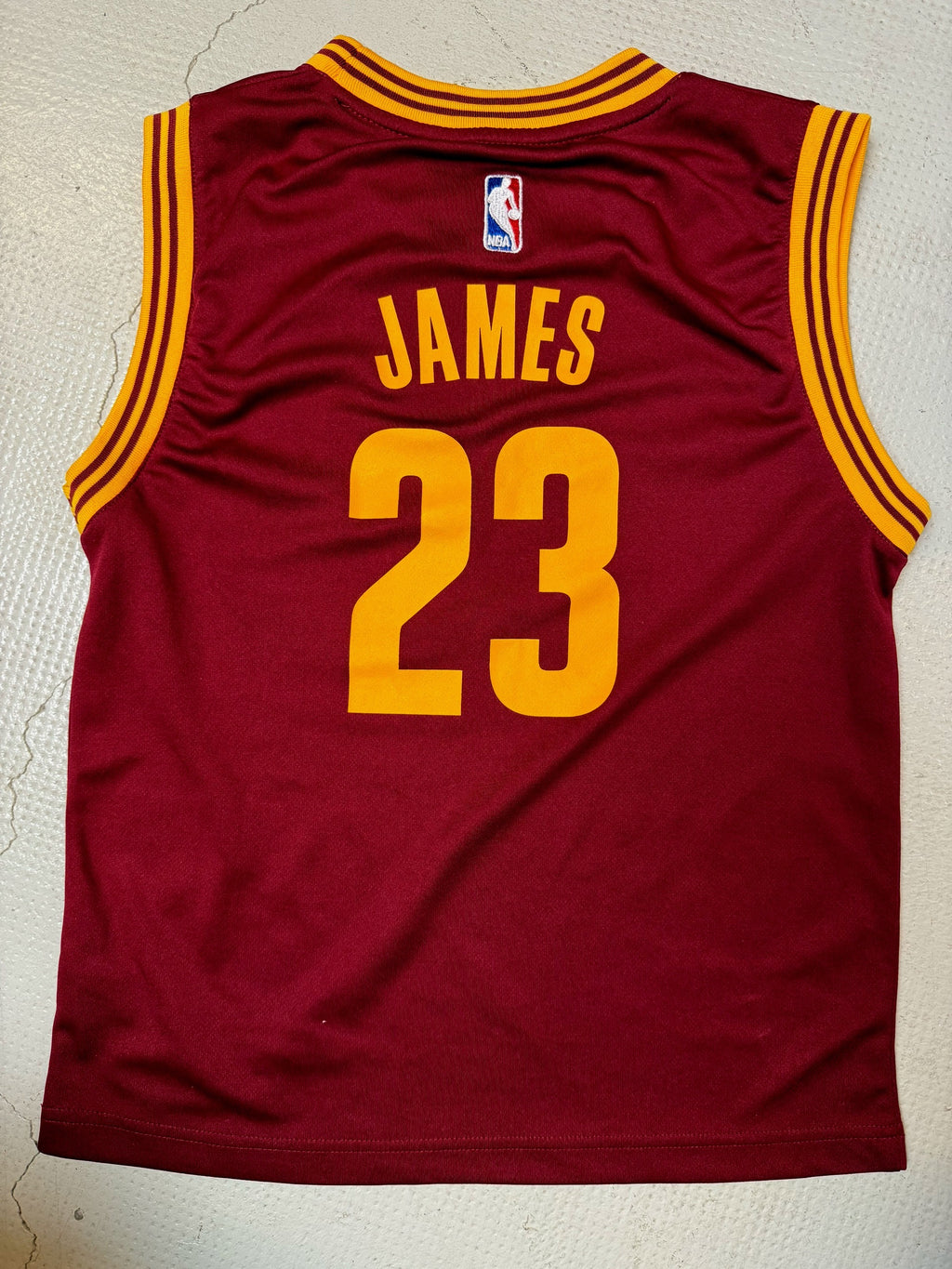 JAMES adidas Basketballtrikot Größe 10/12A