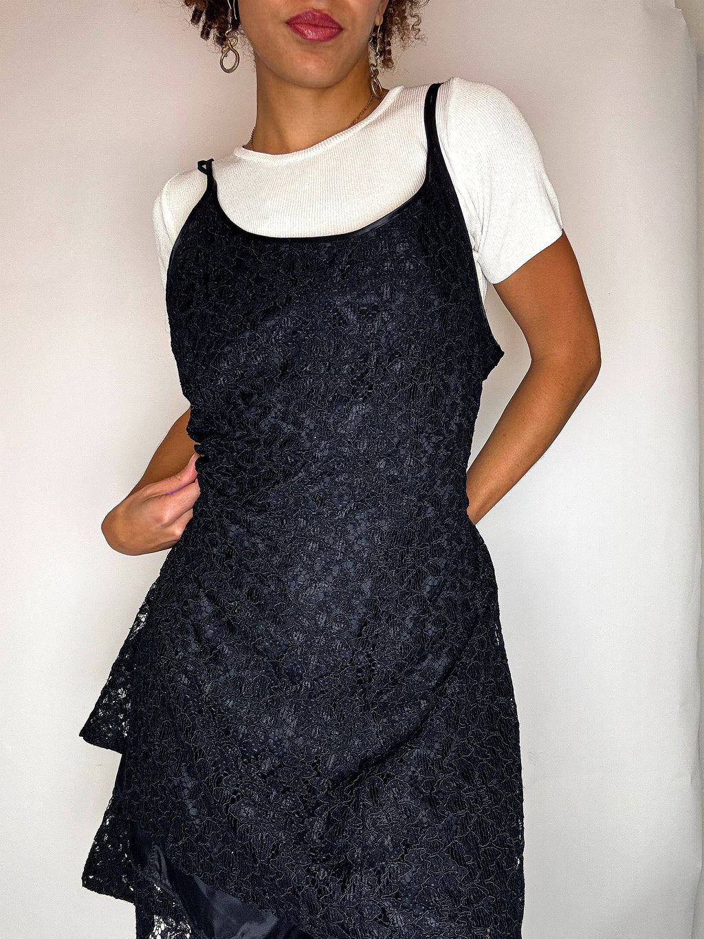 Vintage black lace dress M