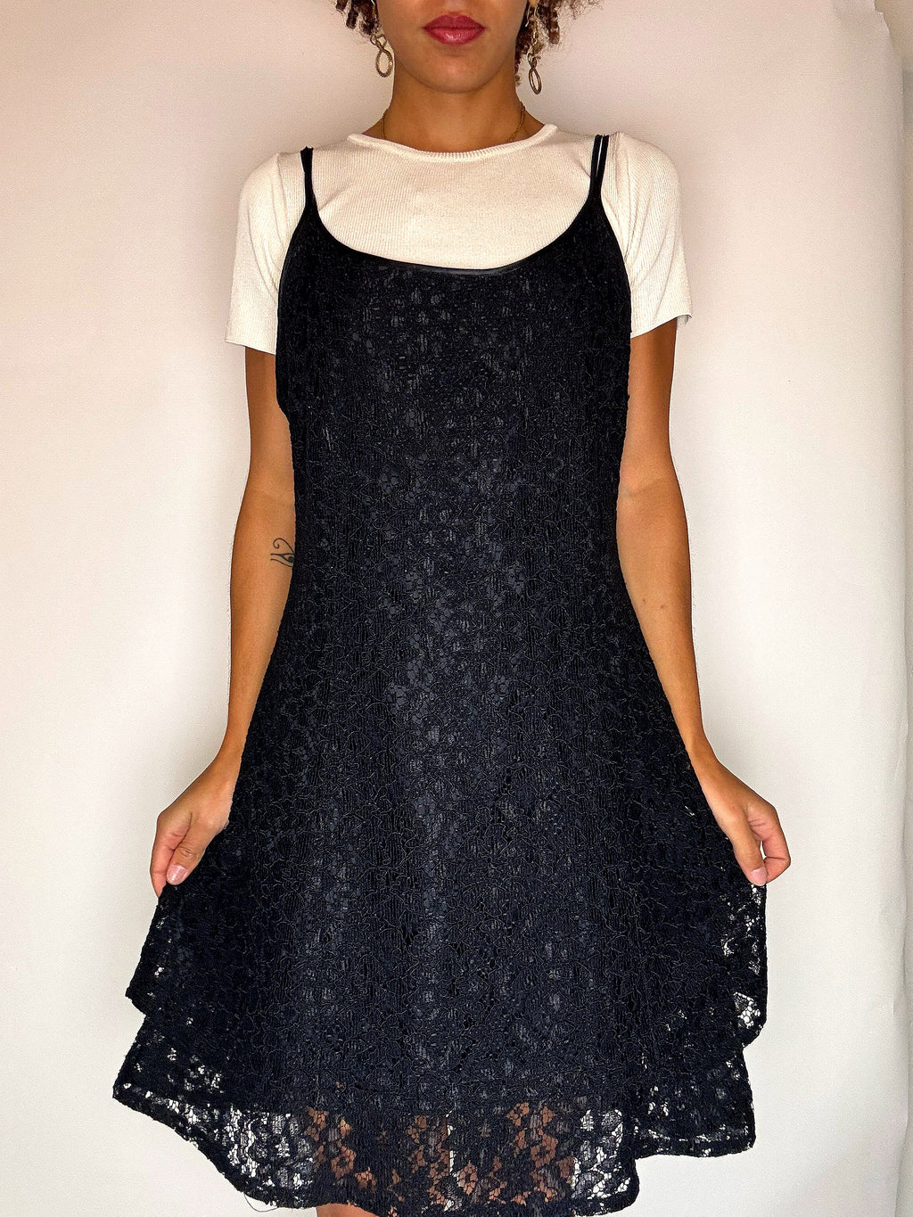 Vintage black lace dress M