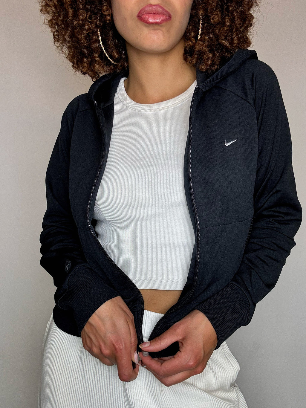 ADIDAS L Vintage schwarze Sportjacke