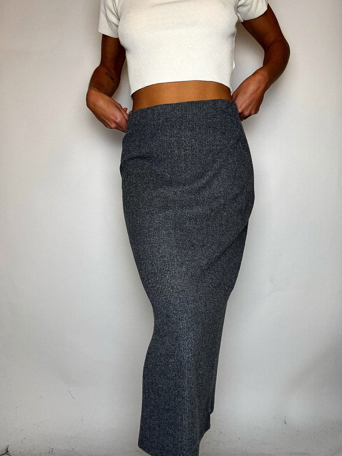 Jupe midi fendue en maille grise M/L vintage