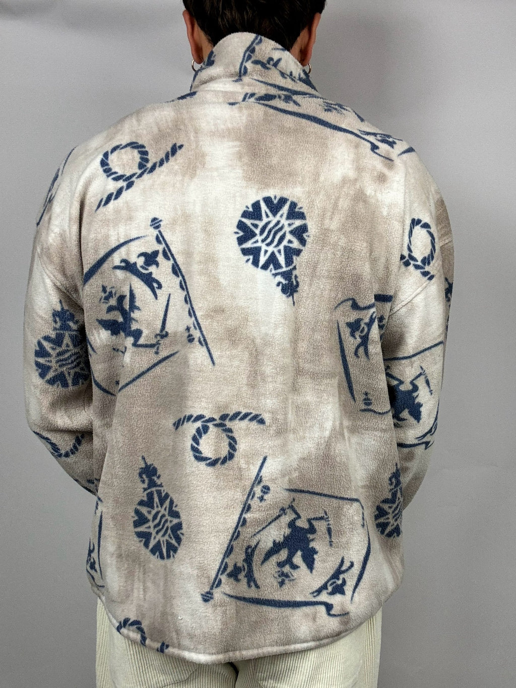 Beige fleece jacket with L Vintage pattern