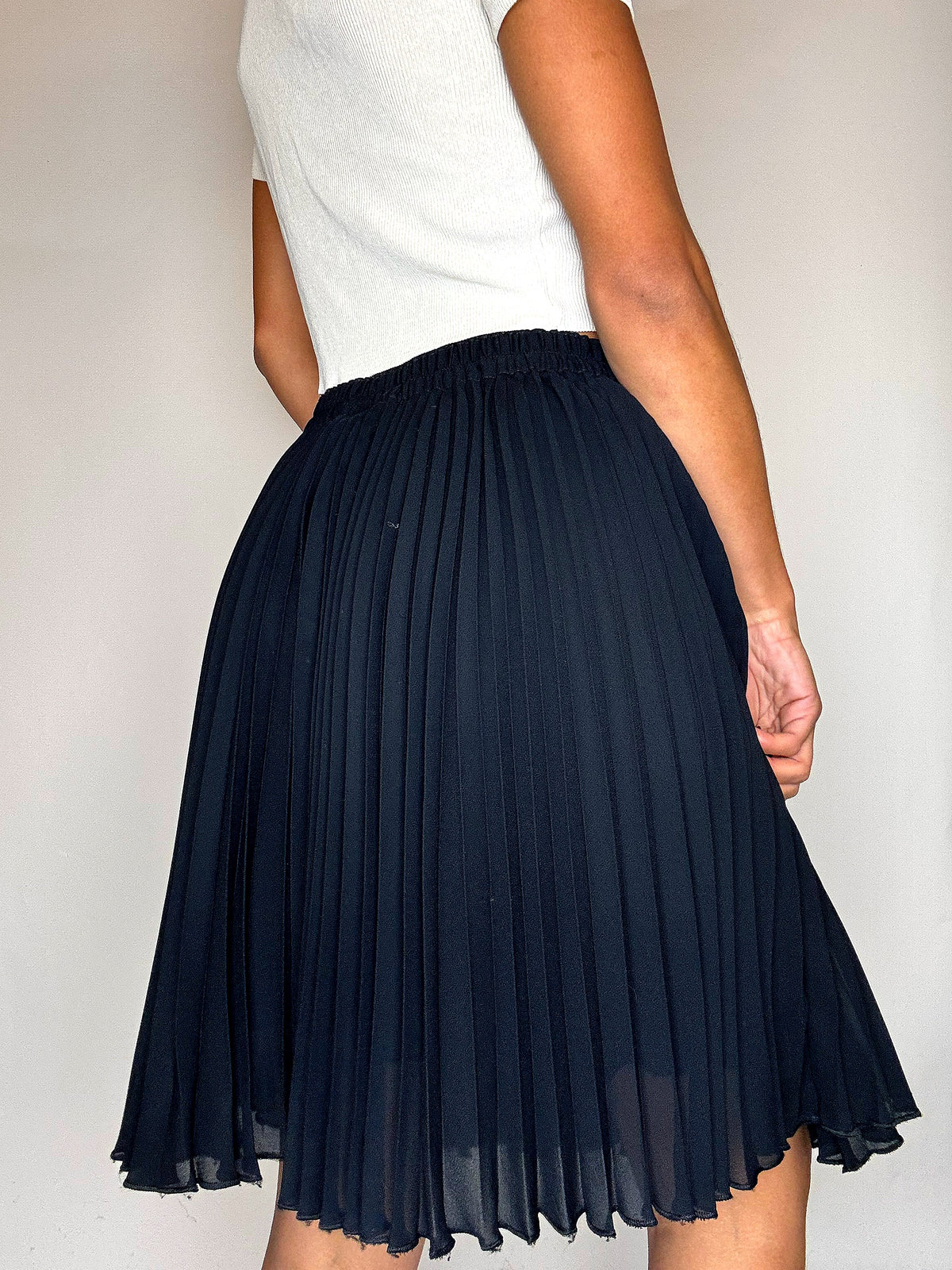 Jupe plissée noire S/M vintage