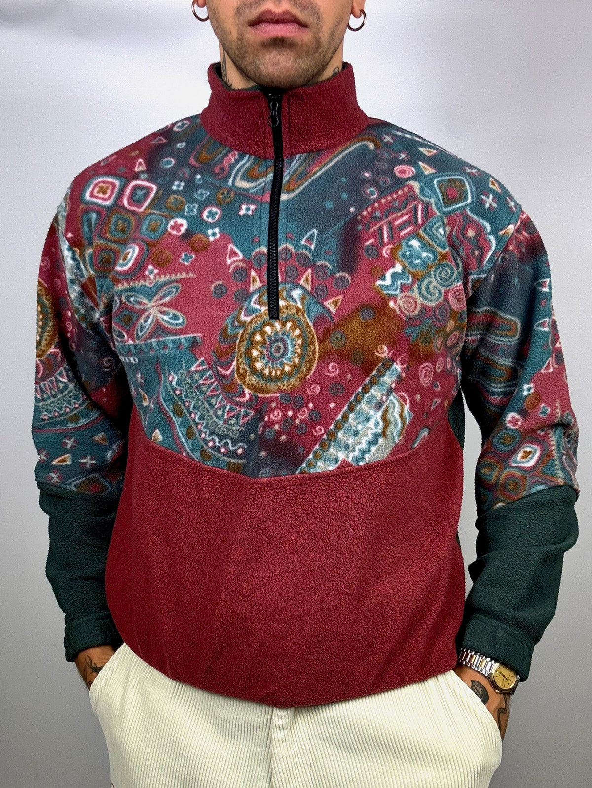 Burgundy graphic fleece with zip neck L/XL Vintage