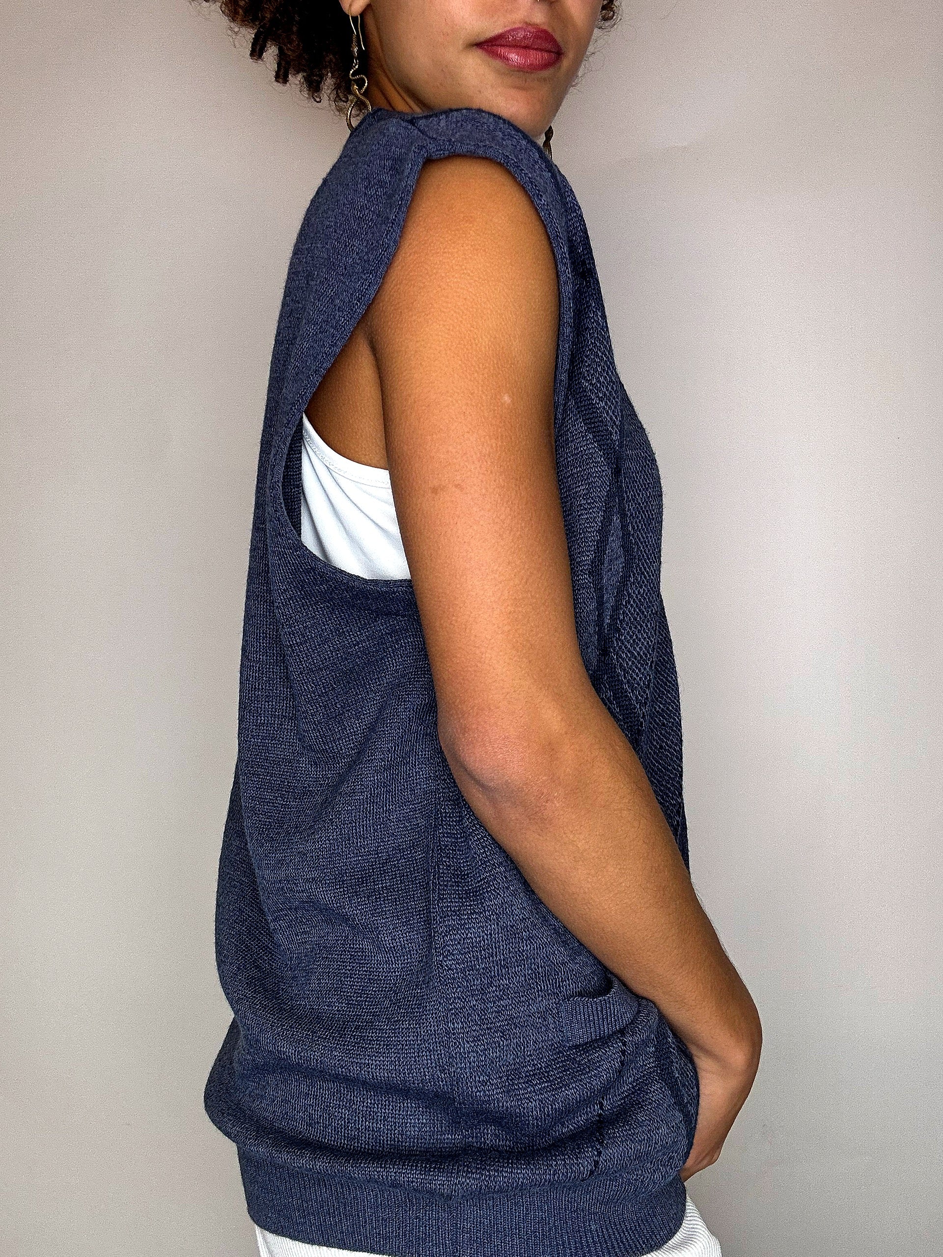 Vintage navy blue plaid knit vest L/XL
