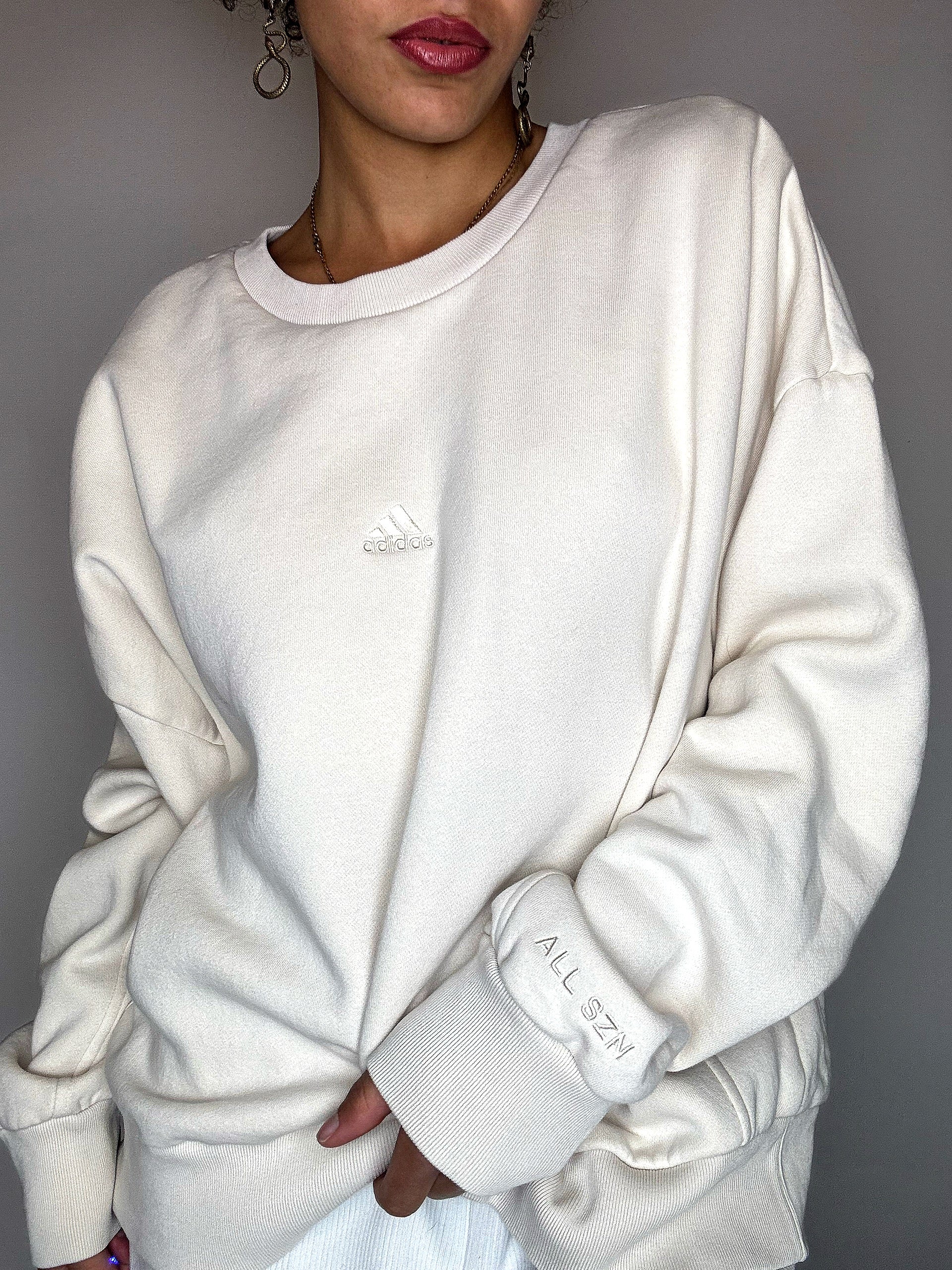 Cream crew neck sweatshirt ADIDAS L/XL vintage