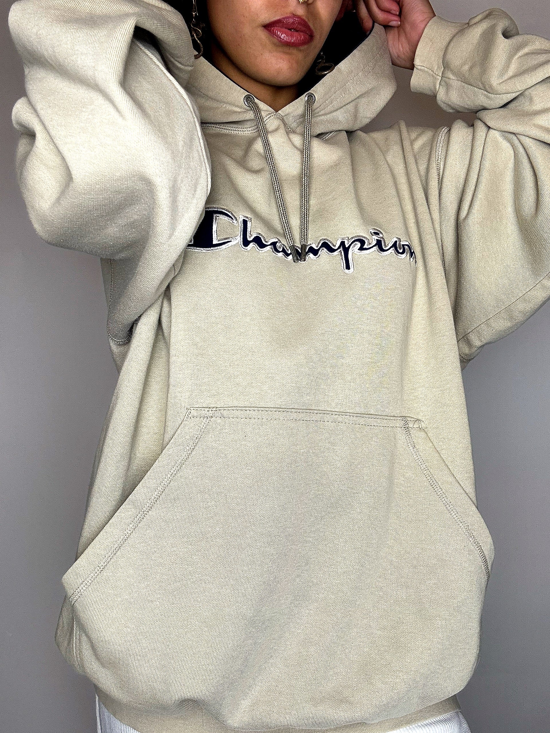 CHAMPION L Vintage-Sweatshirt in Beige