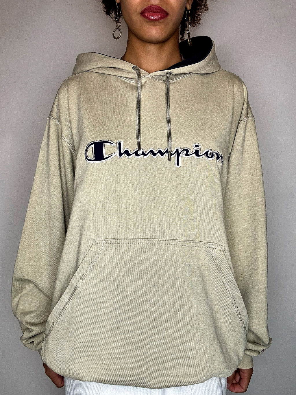 CHAMPION L Vintage-Sweatshirt in Beige