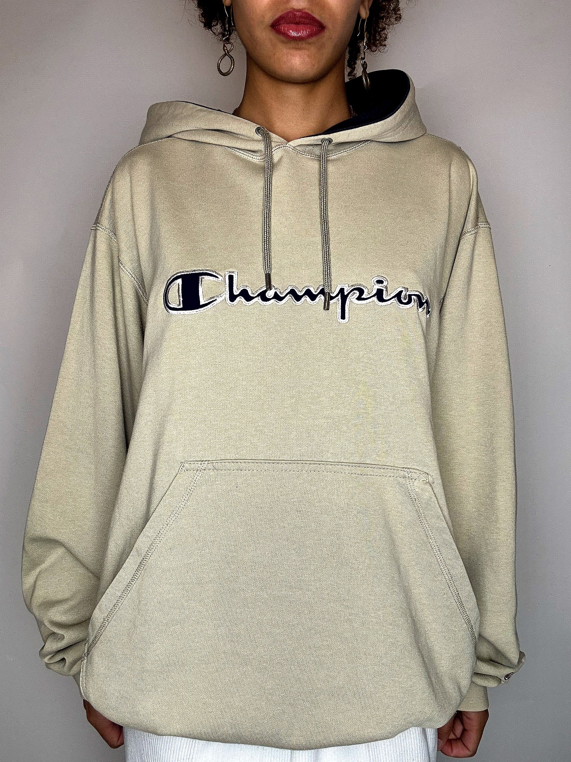 CHAMPION L Vintage-Sweatshirt in Beige