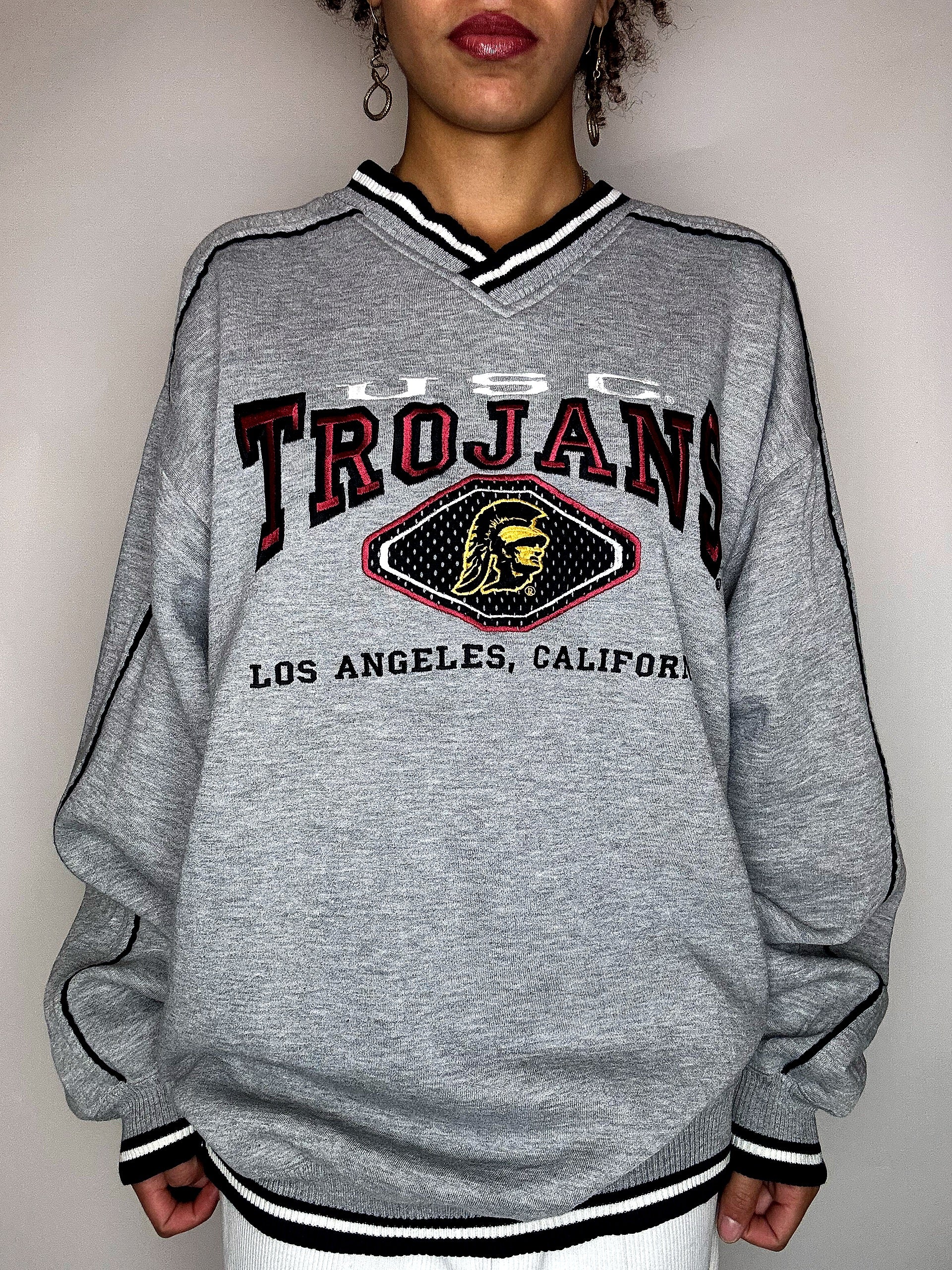 Sweat gris col V brodé NUTMEG XL vintage