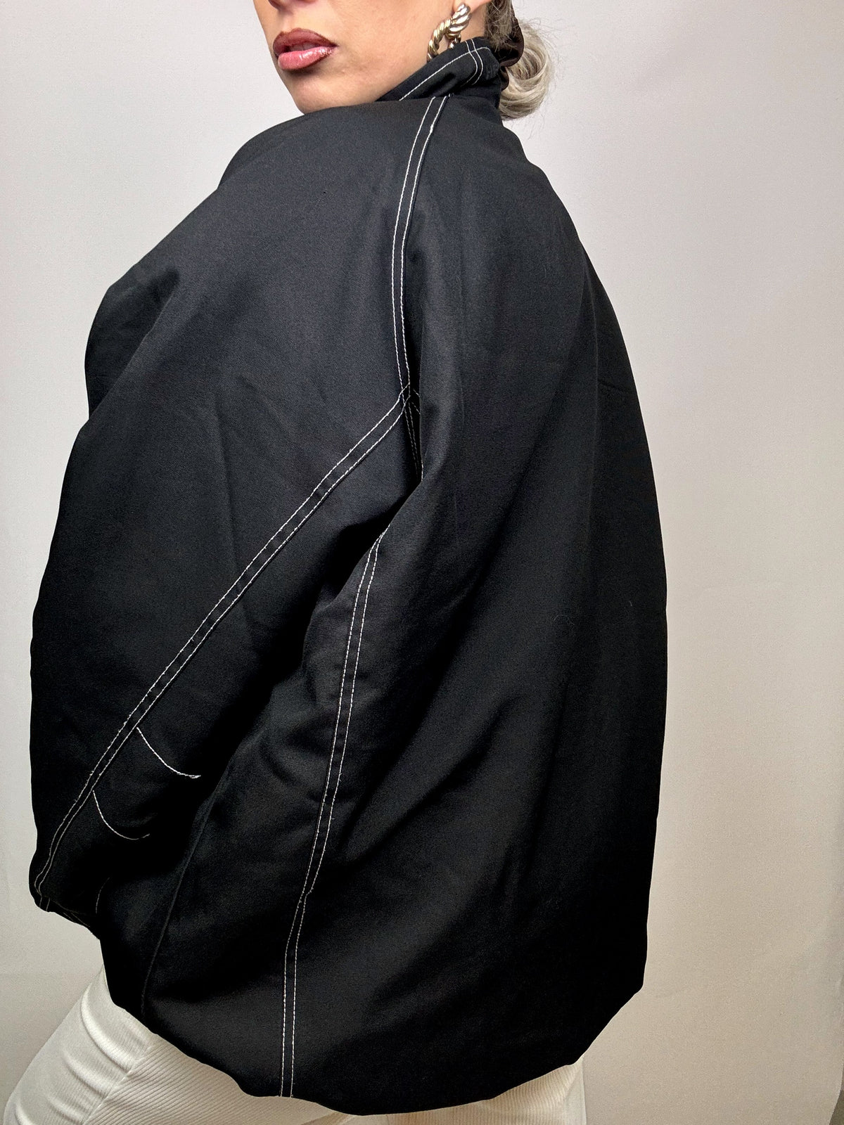 HELLY HANSEN L black Vintage waterproof jacket