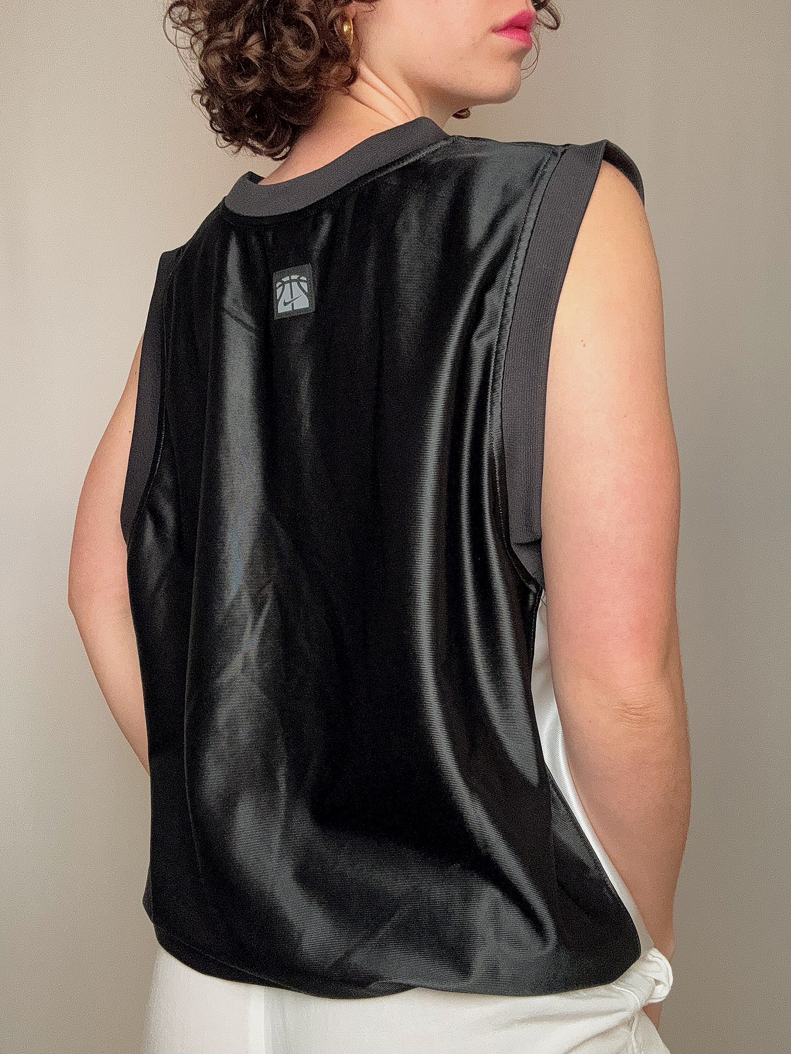maillot de basket noir nike L vintage