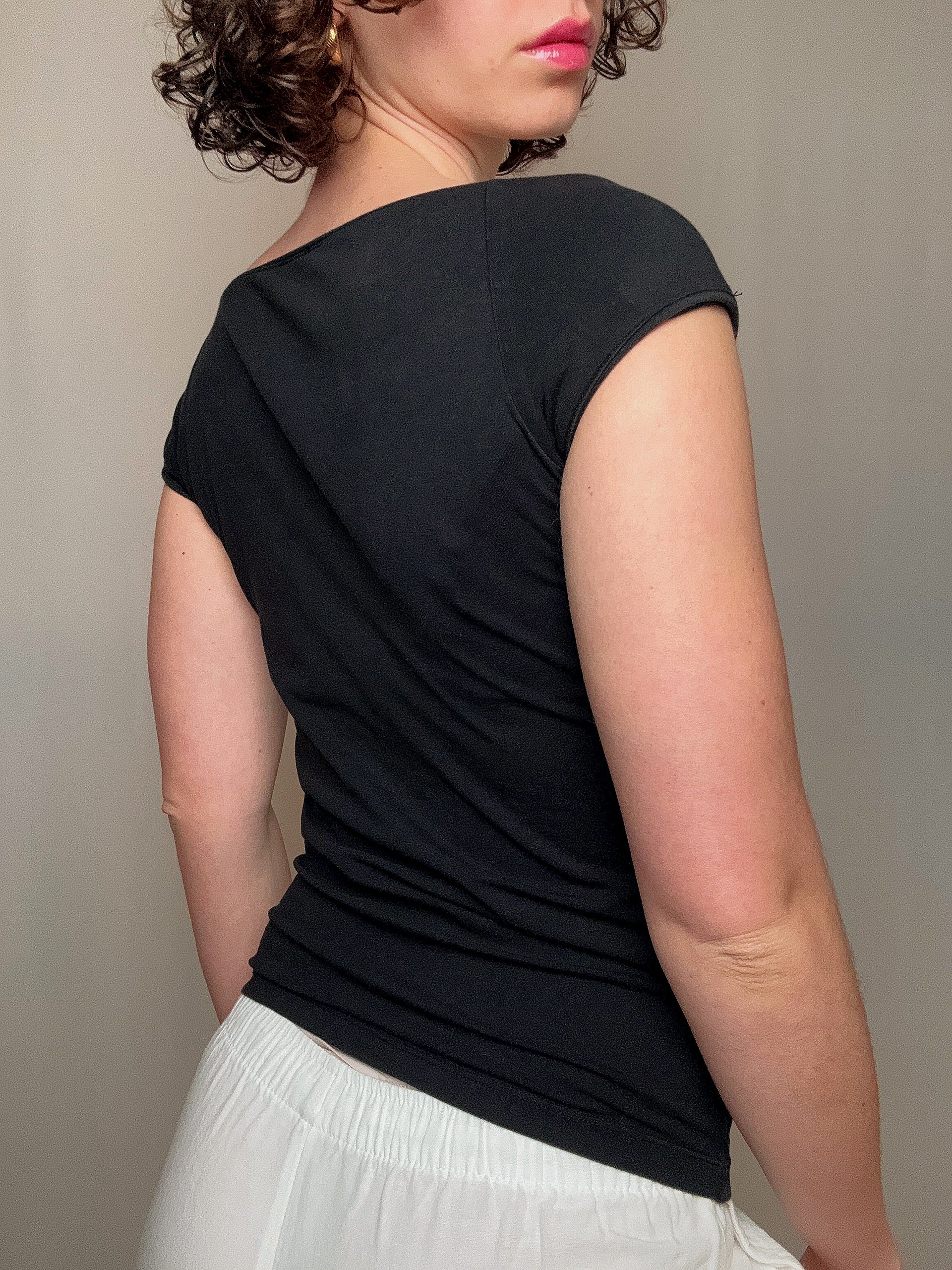 Tshirt détails velours noir Calvin Klein M vintage