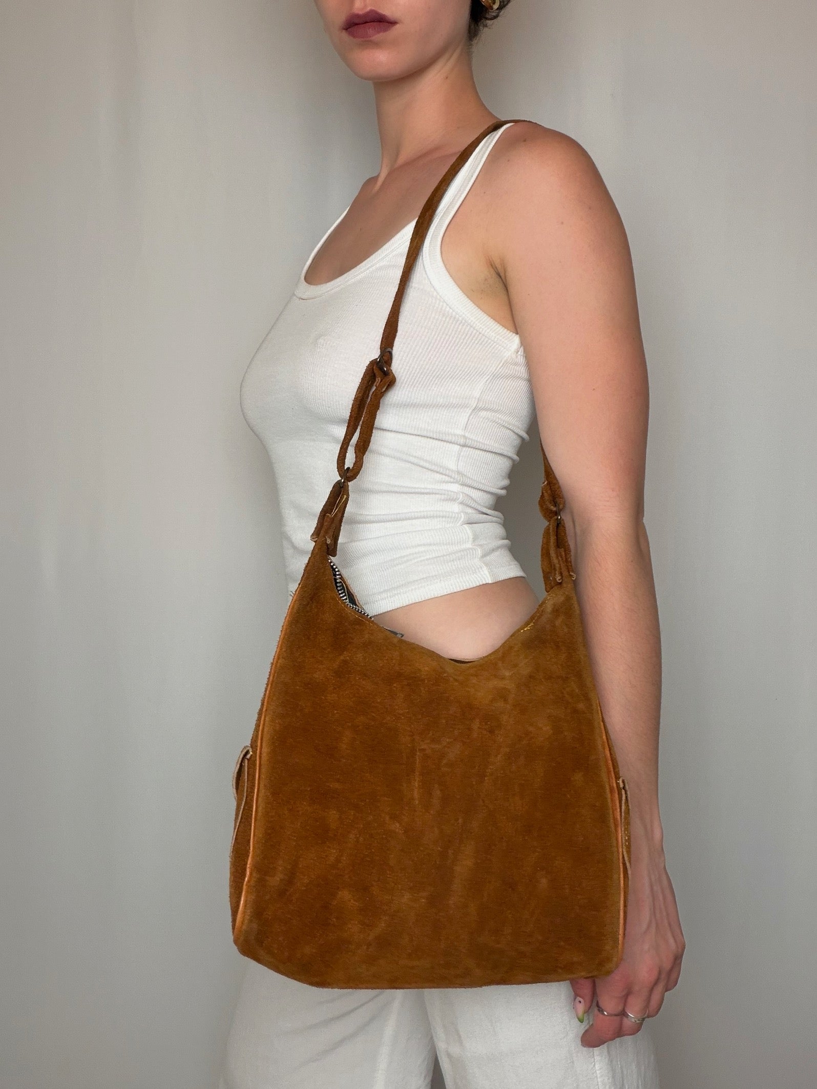 Vintage schwarze Ledertasche mit Schulterriemen