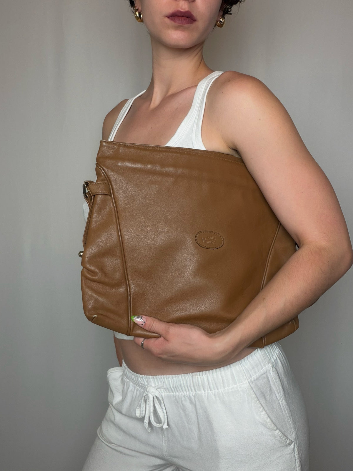 Vintage schwarze Ledertasche mit Schulterriemen