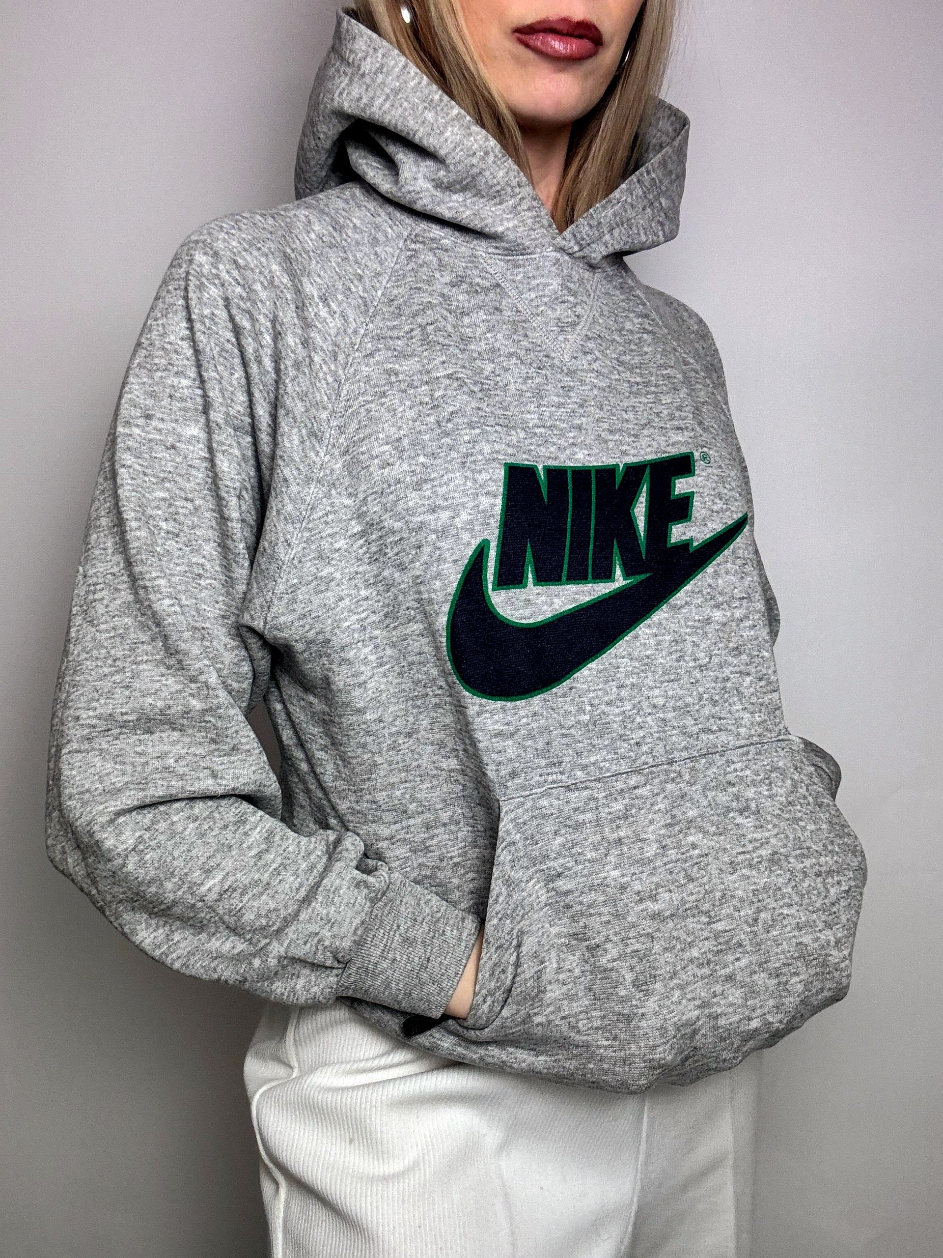 NIKE S Vintage Grauer Hoodie