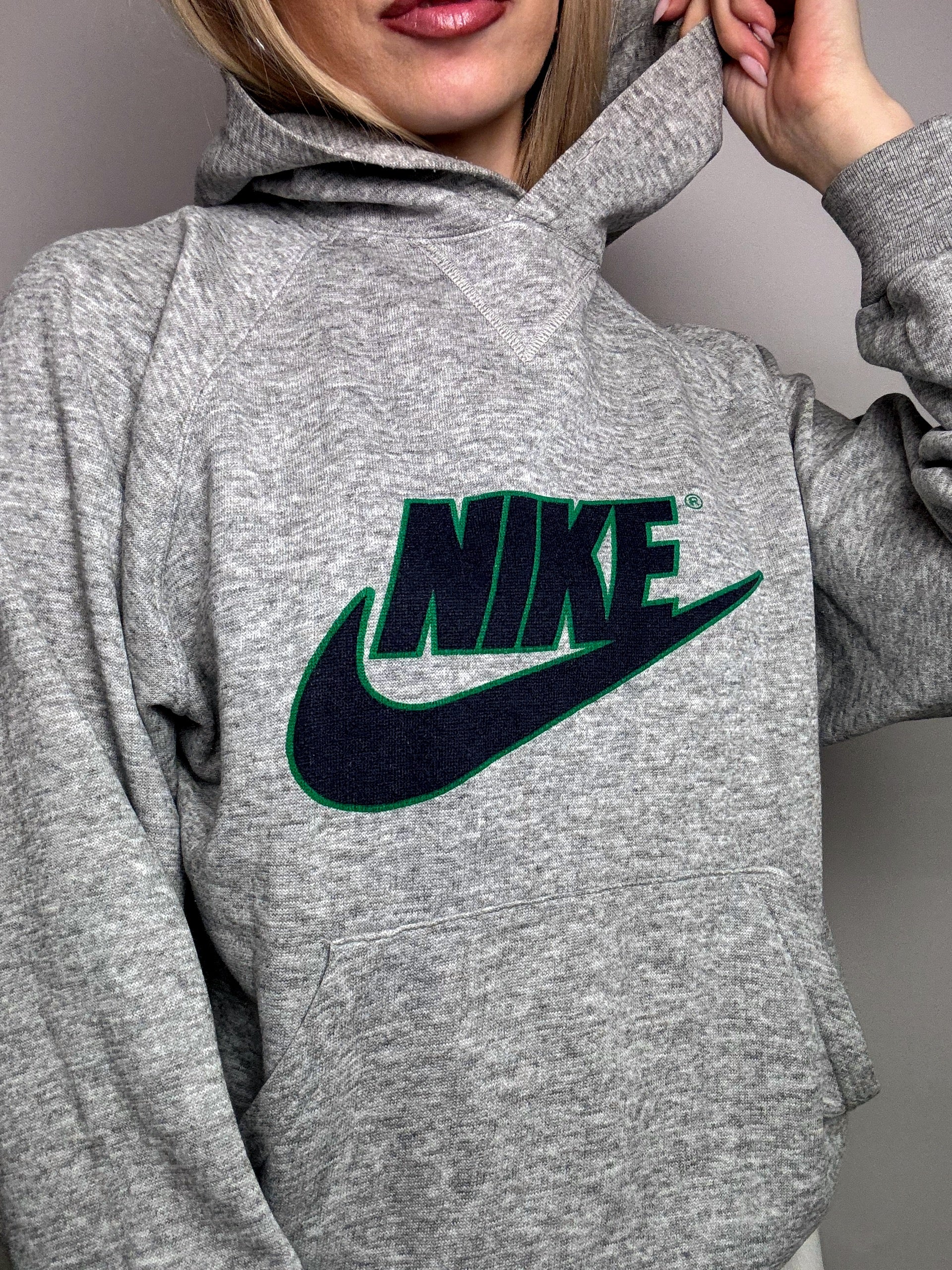NIKE S Vintage Grauer Hoodie