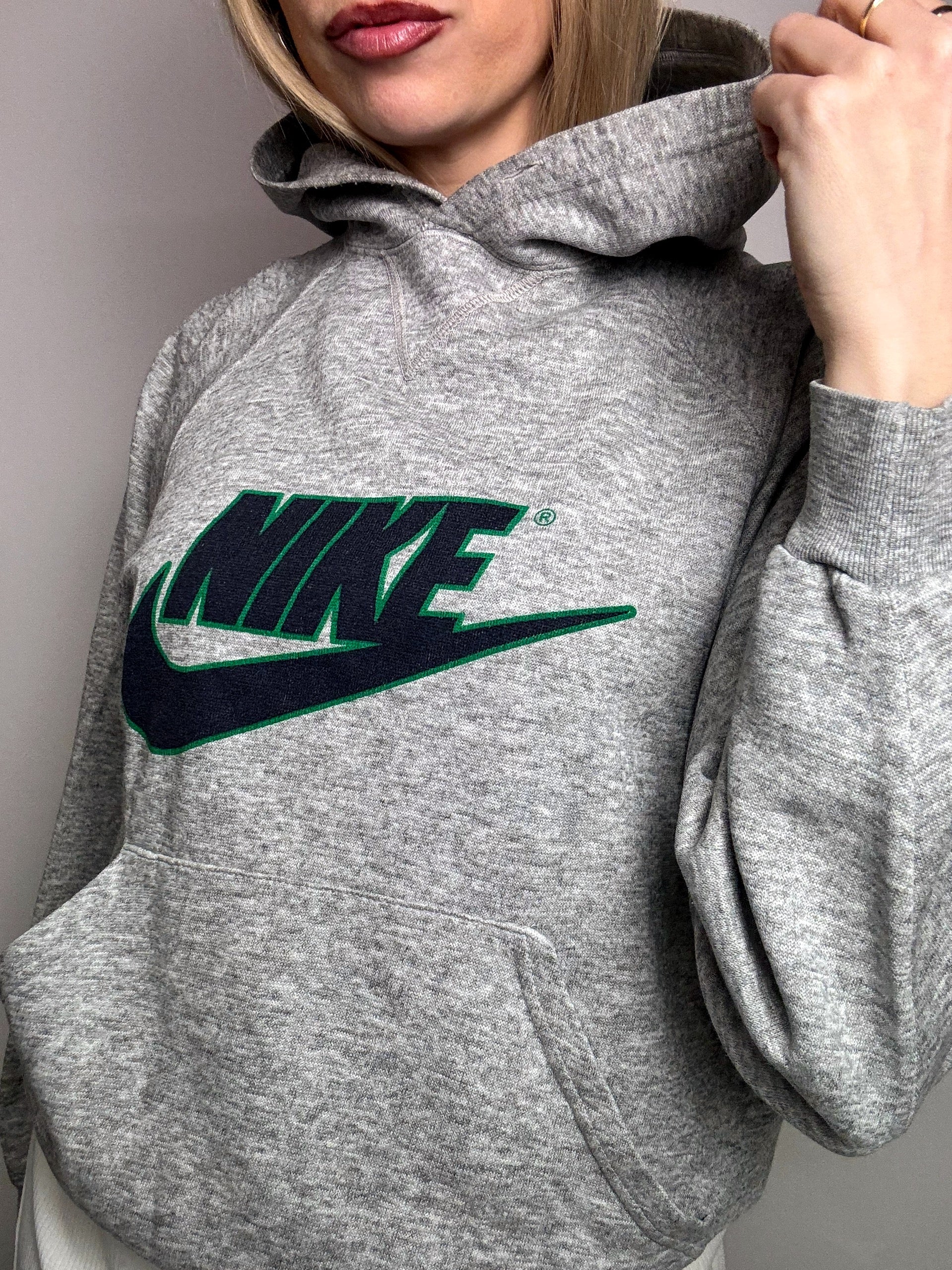 NIKE S Vintage Grauer Hoodie