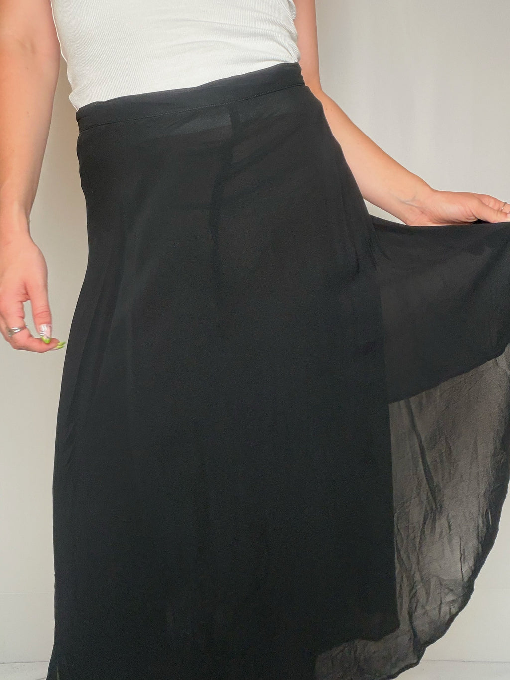 Vintage black leather shoulder bag