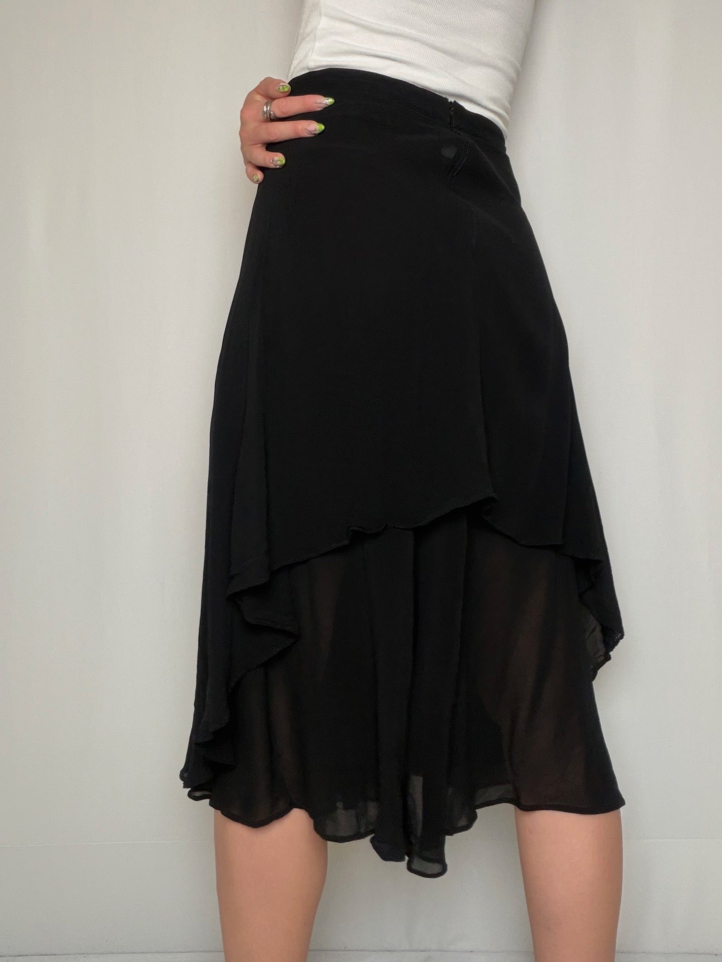Vintage black leather shoulder bag
