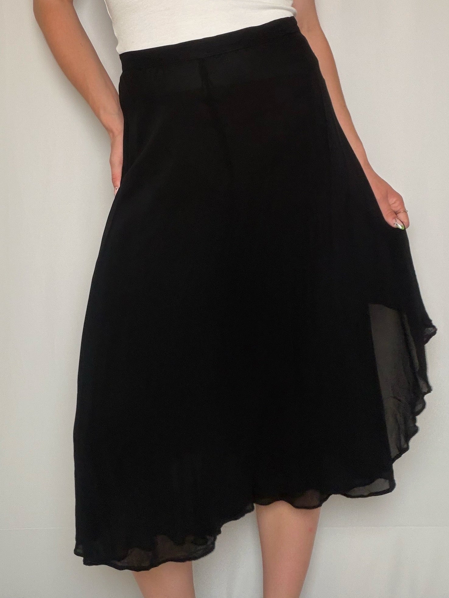 Vintage black leather shoulder bag