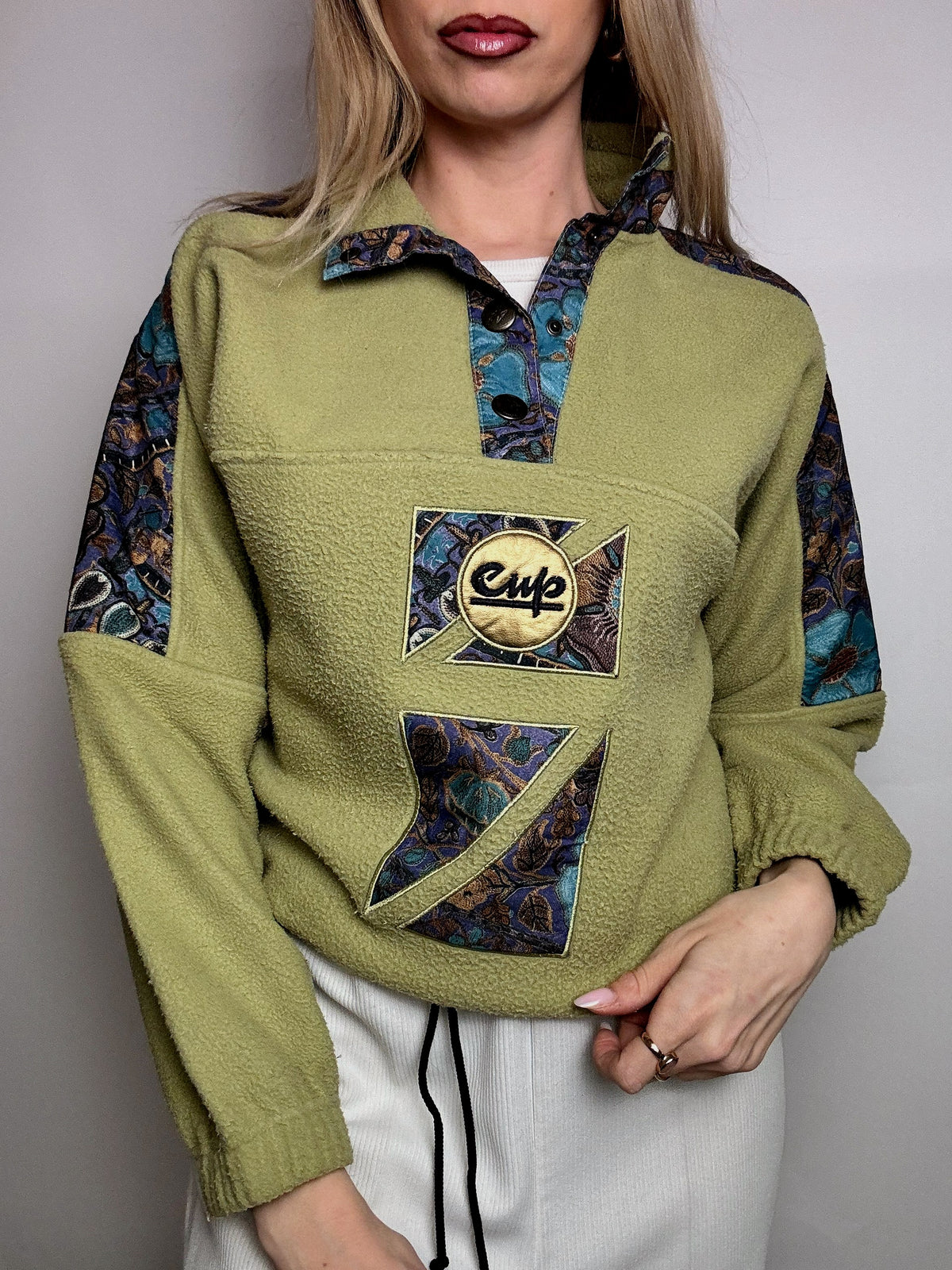 Vintage XL Khaki Graphic Detail Fleece