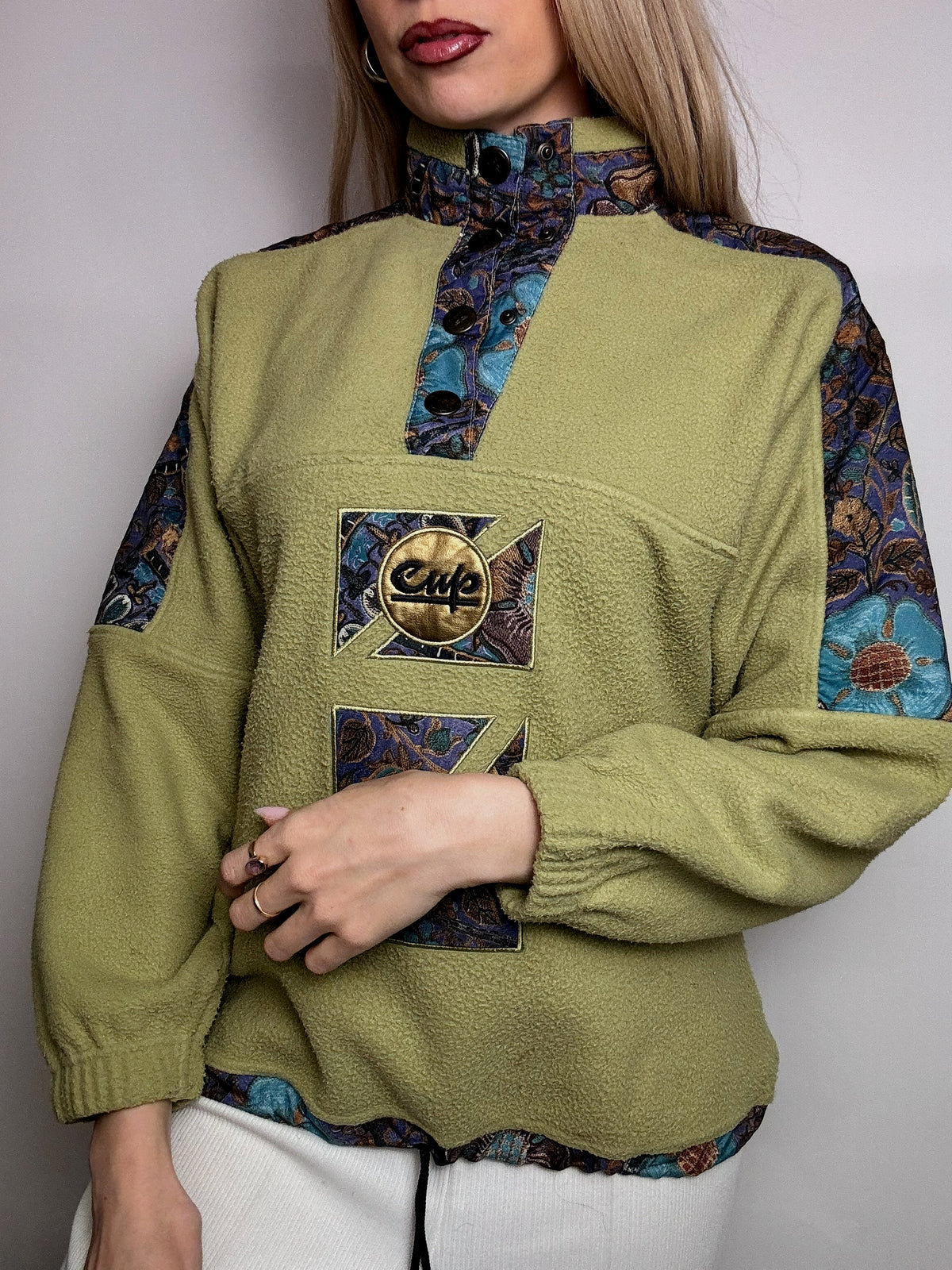 Vintage XL Khaki Graphic Detail Fleece