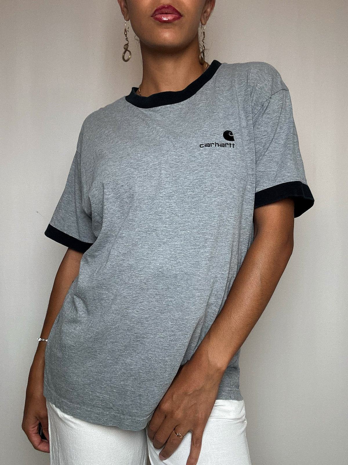 T-shirt gris col noir Carhartt M vintage