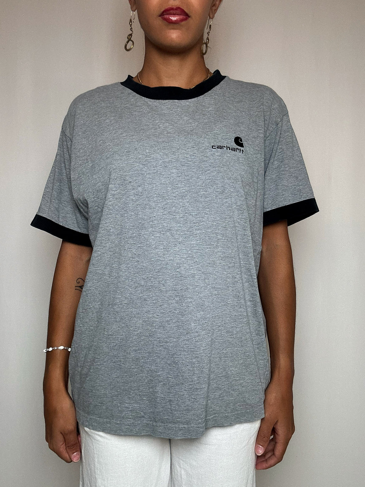 T-shirt gris col noir Carhartt M vintage