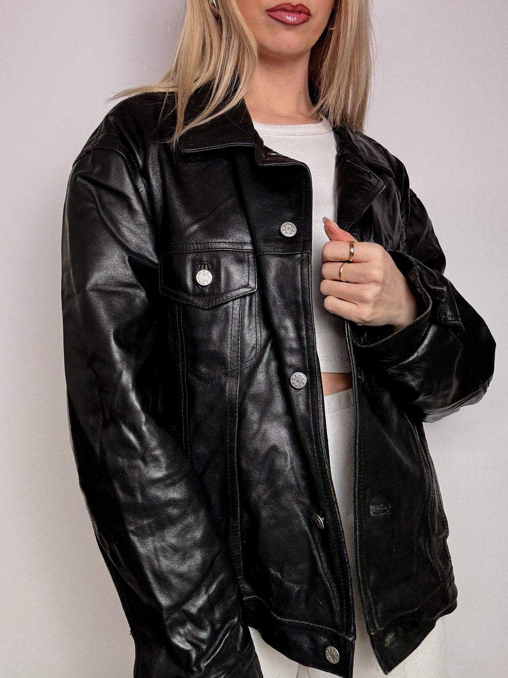 Vintage XL straight black leather jacket