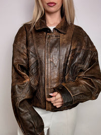 Braune Bomberjacke aus Leder mit Vintage-XXL-Detail