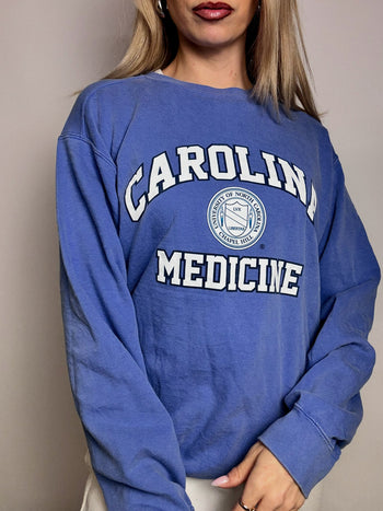 Sweat col rond bleu ciel CAROLINA MEDICINE M vintage