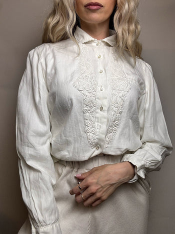 Chemise brodée blanche M/L vintage