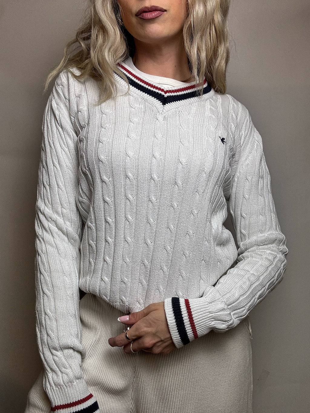 Vintage beige cricket sweater M