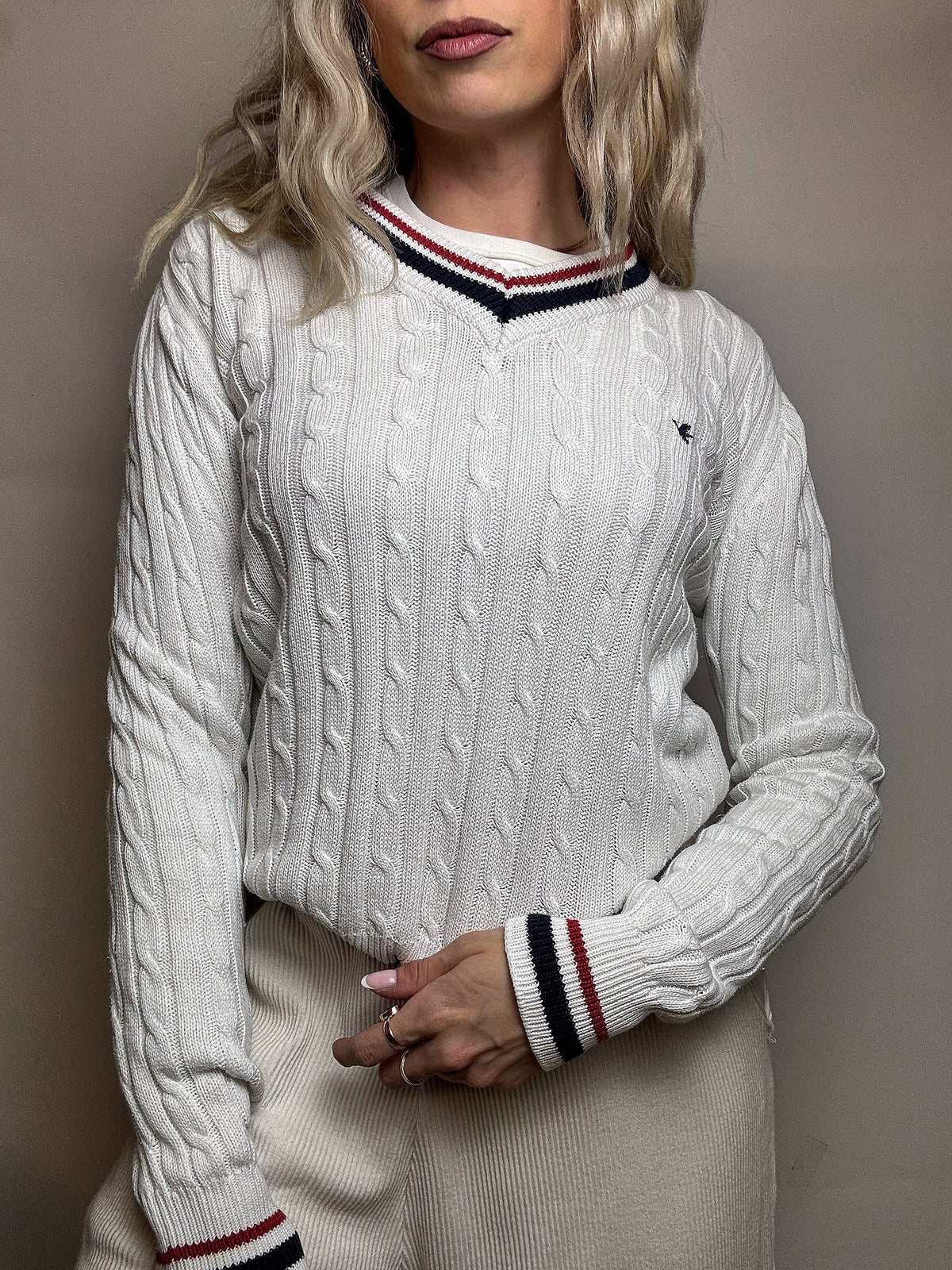 Vintage beige cricket sweater M