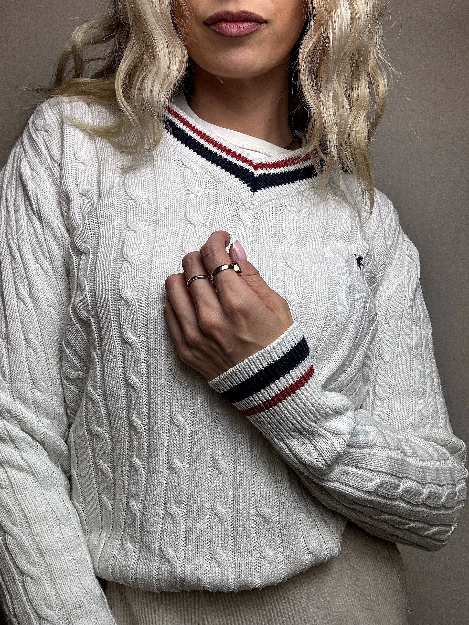Vintage beige cricket sweater M