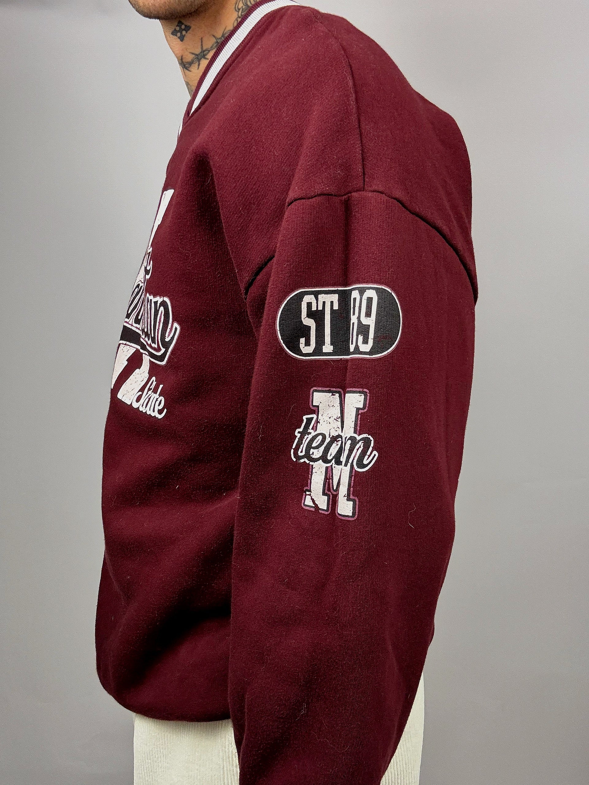 Manhattan L/XL Vintage Burgunder Sweatshirt mit V-Ausschnitt