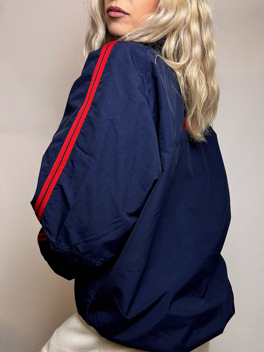 Veste de sport marine et rouge NIKE M vintage