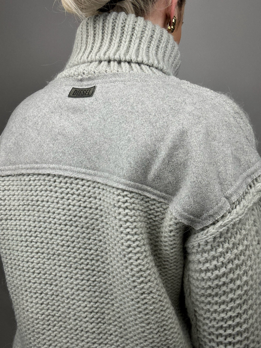 DIESEL L vintage gray two-tone turtleneck sweater